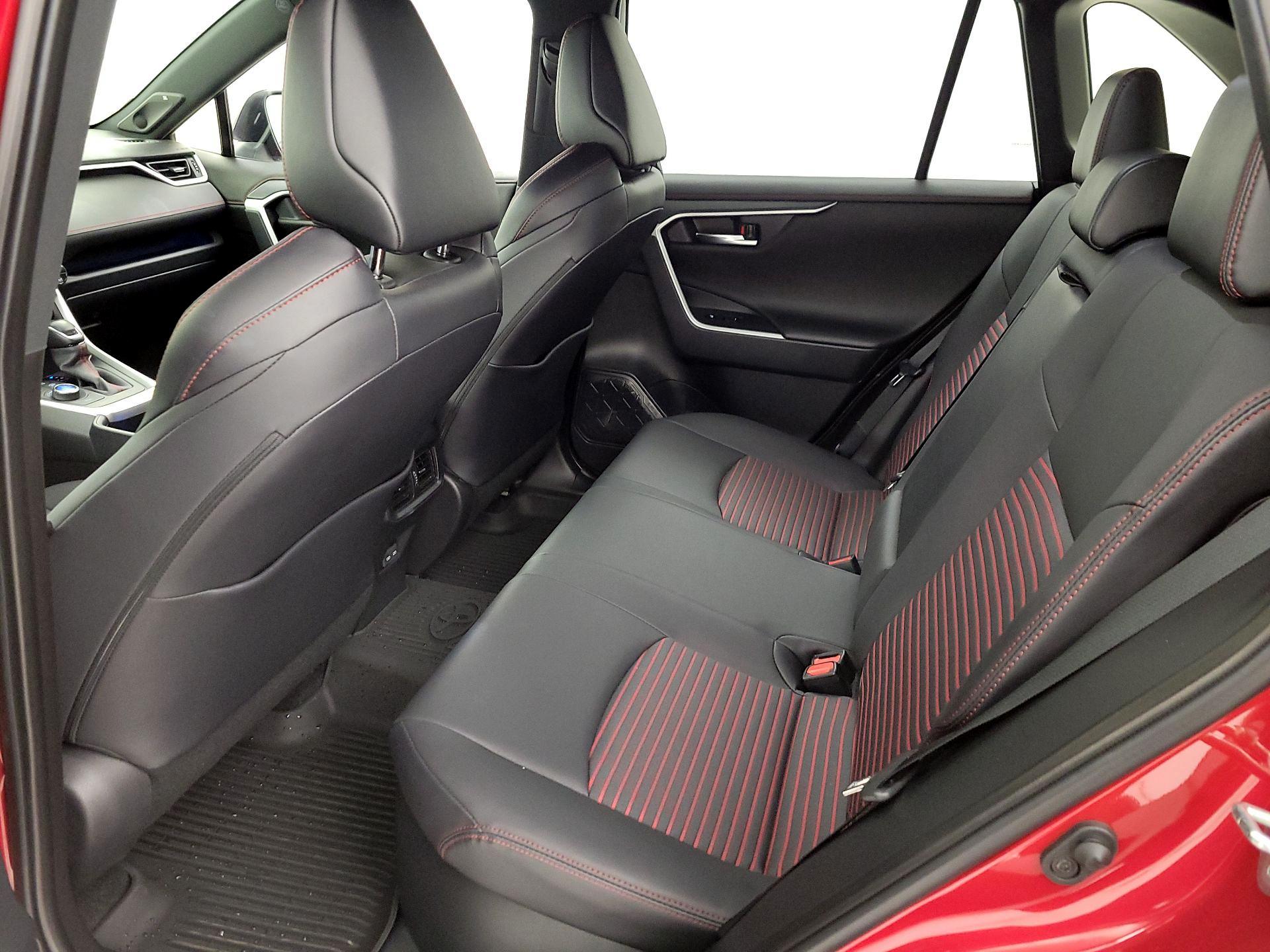 Thumbnail: 2023 Toyota RAV4 - 18