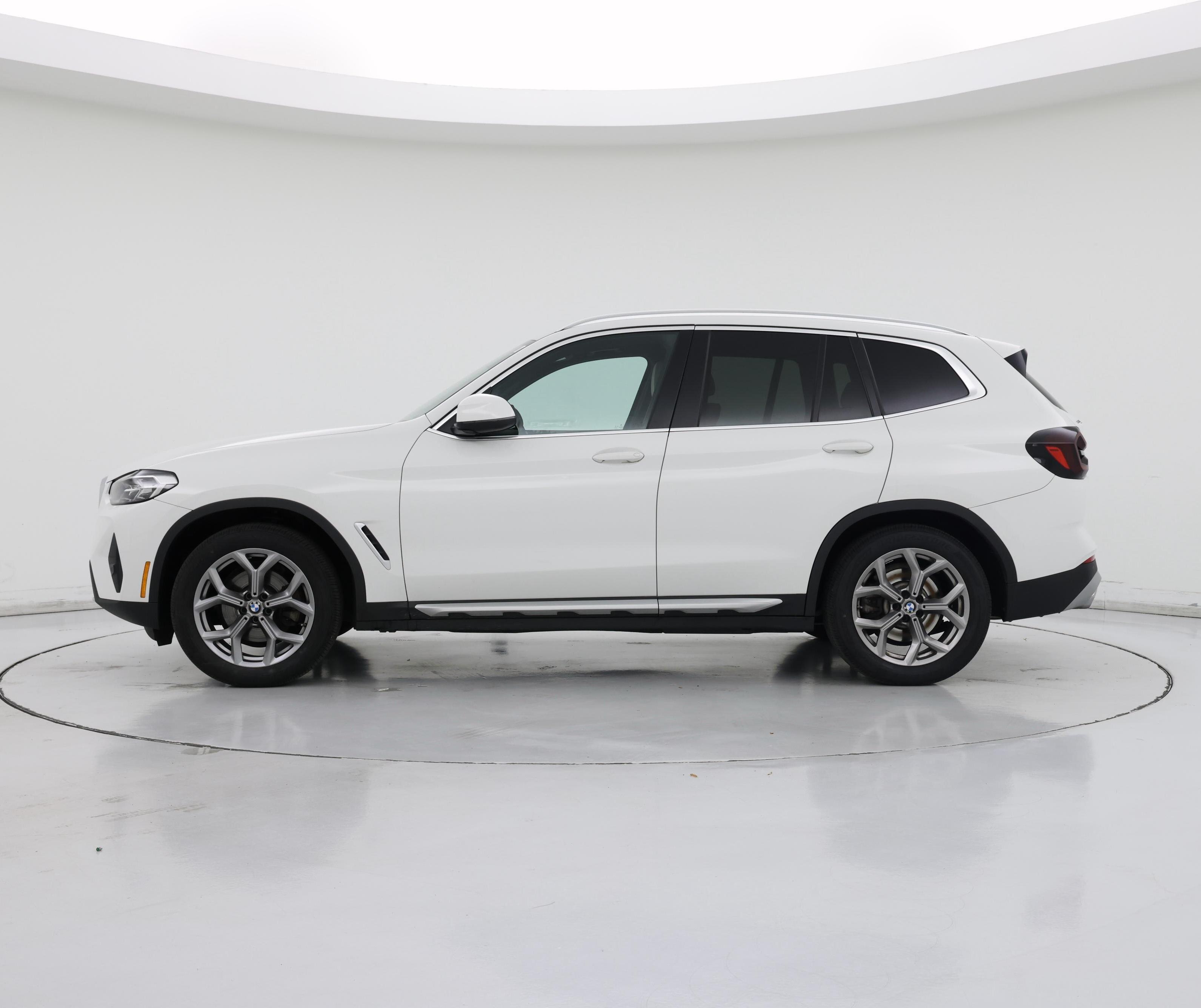 Thumbnail: 2022 BMW X3 - 3