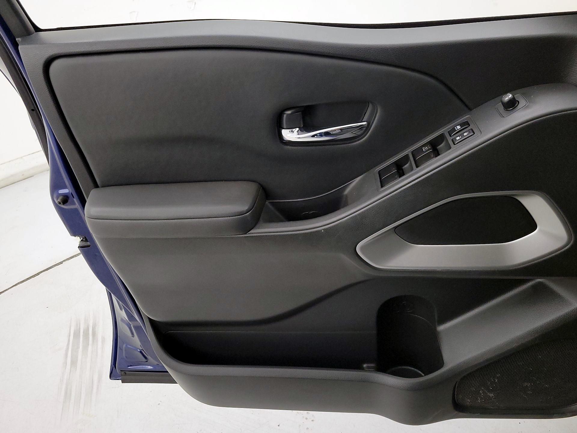 Thumbnail: 2022 Nissan Frontier - 12