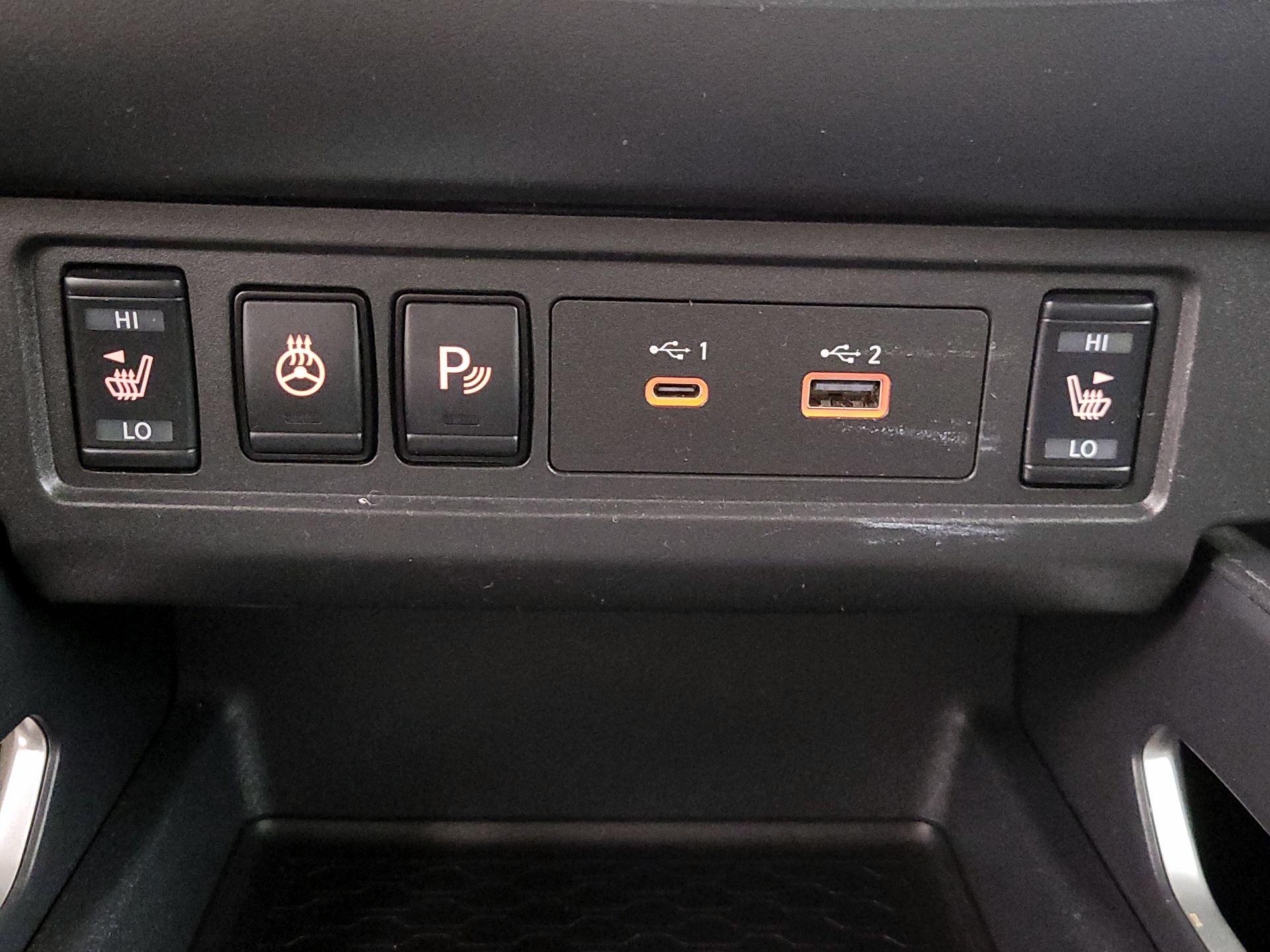 Thumbnail: 2022 Nissan Frontier - 18