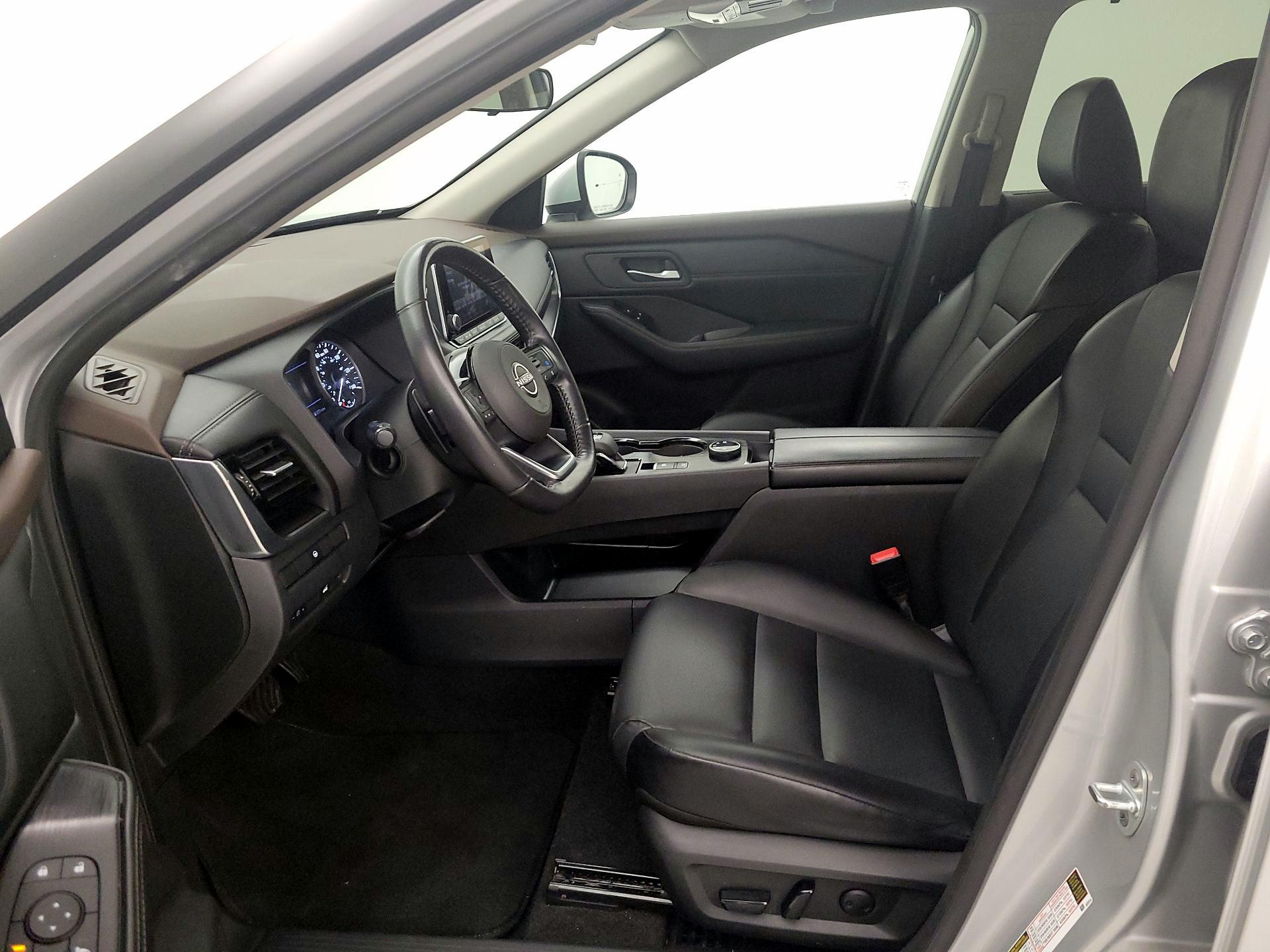 Thumbnail: 2023 Nissan Rogue - 11