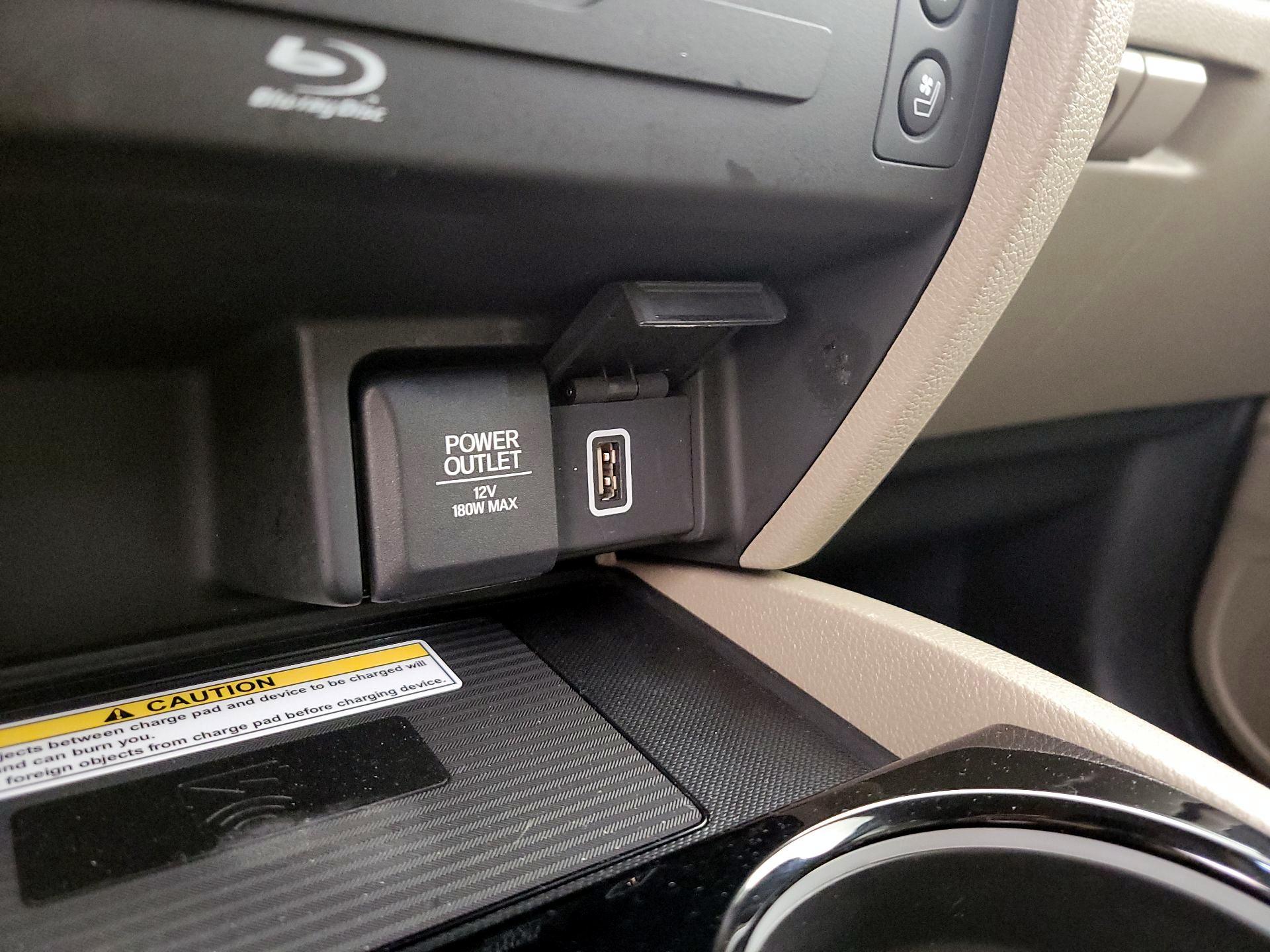 Thumbnail: 2019 Honda Pilot - 19