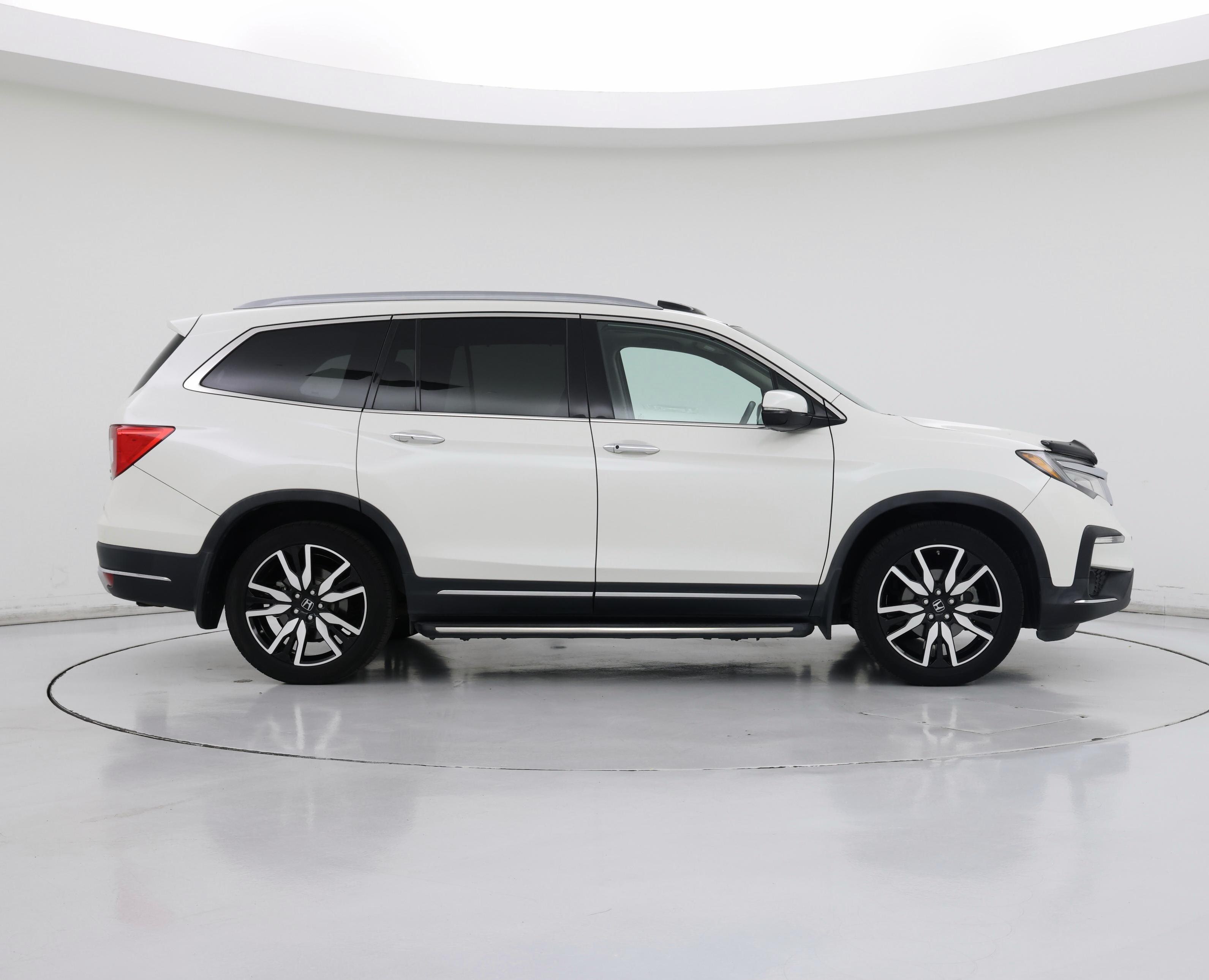 Thumbnail: 2019 Honda Pilot - 7
