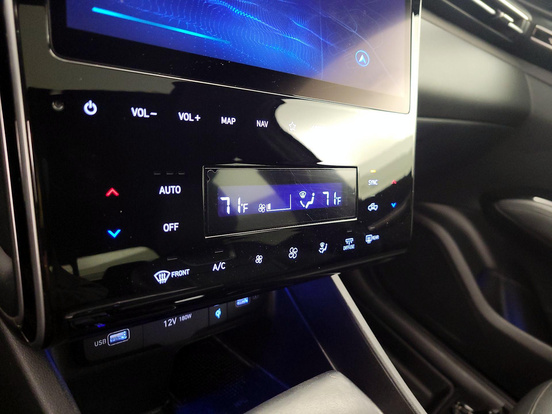 Thumbnail: 2022 Hyundai Santa Cruz - 17