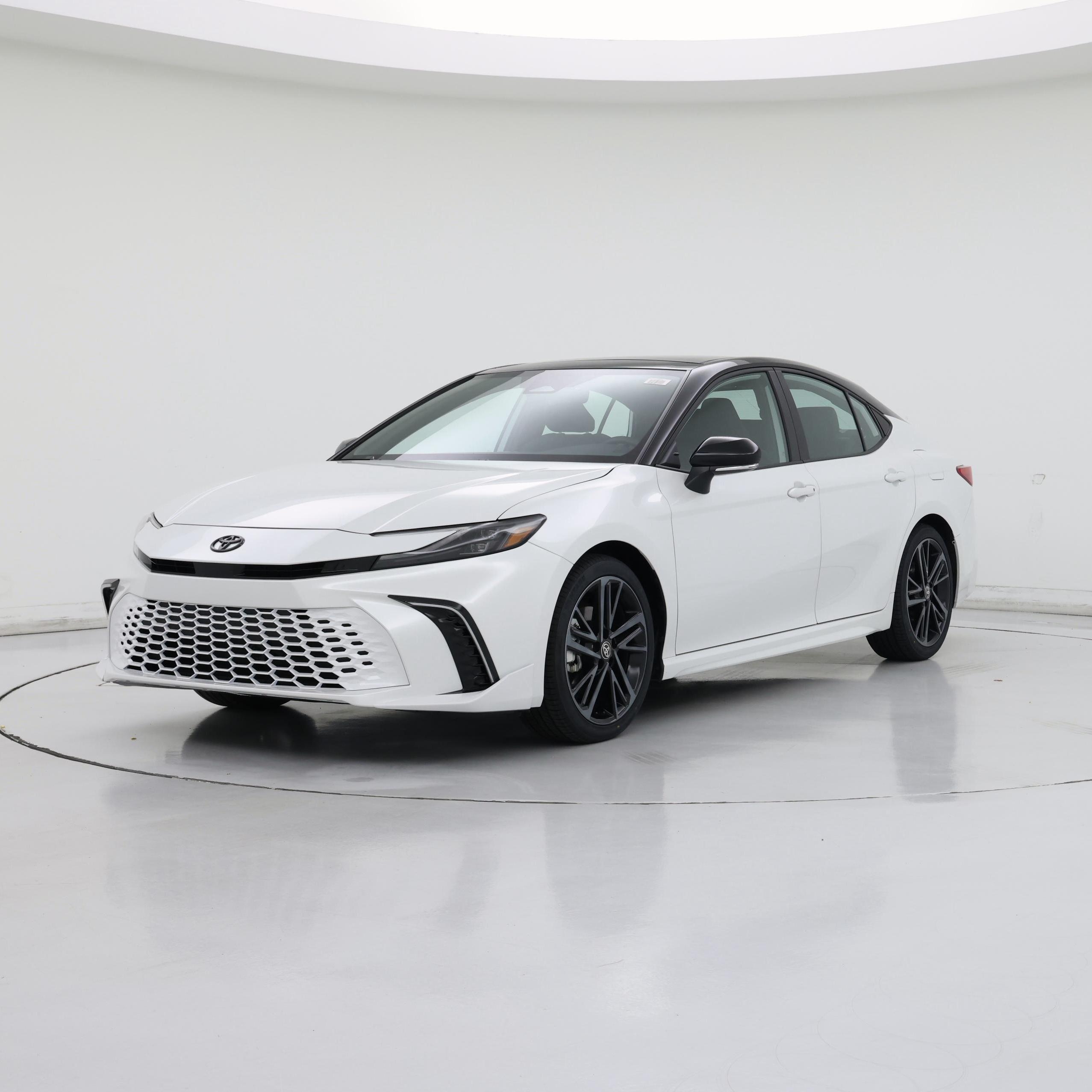 Thumbnail: 2025 Toyota Camry - 4