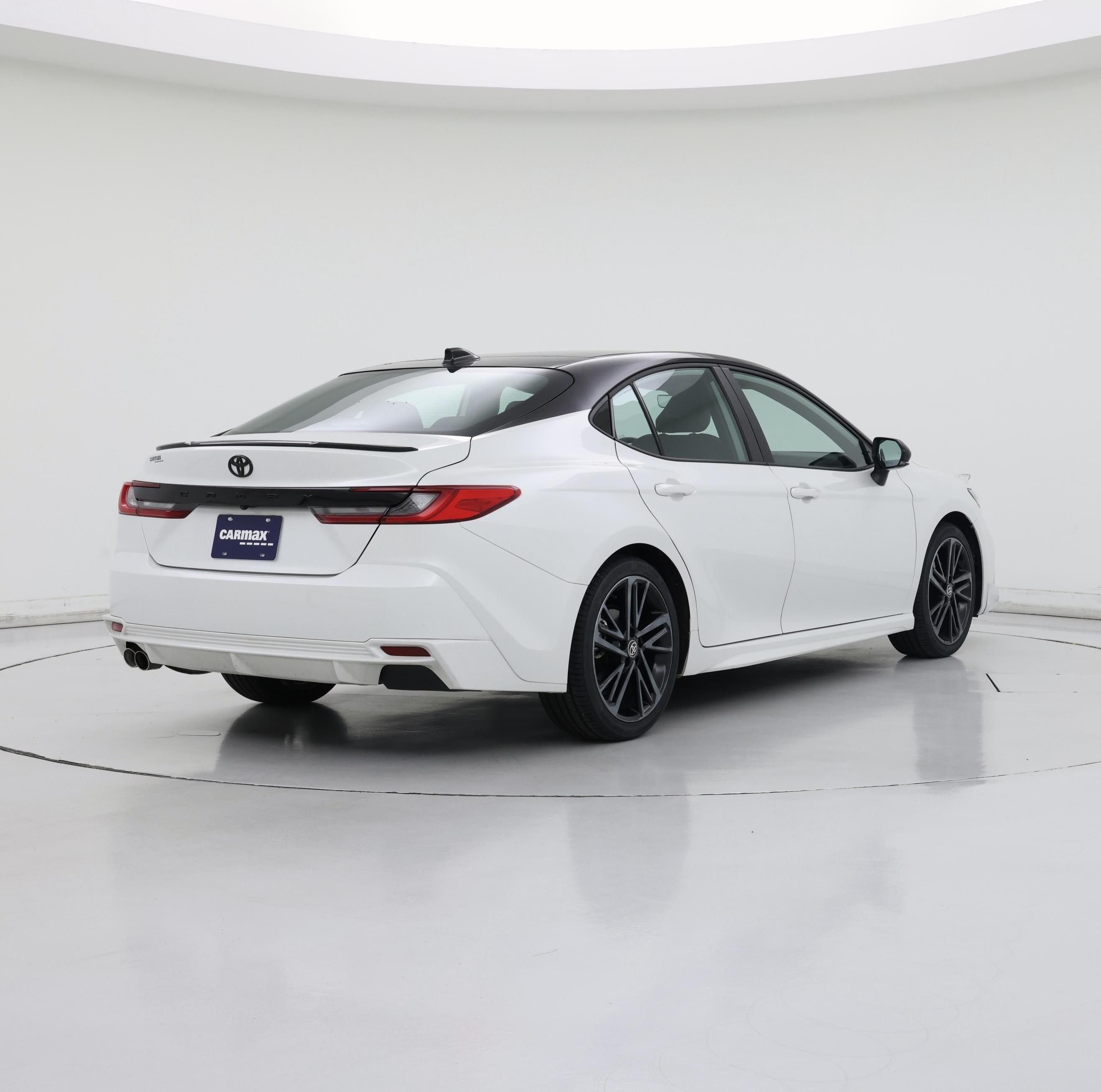 Thumbnail: 2025 Toyota Camry - 8