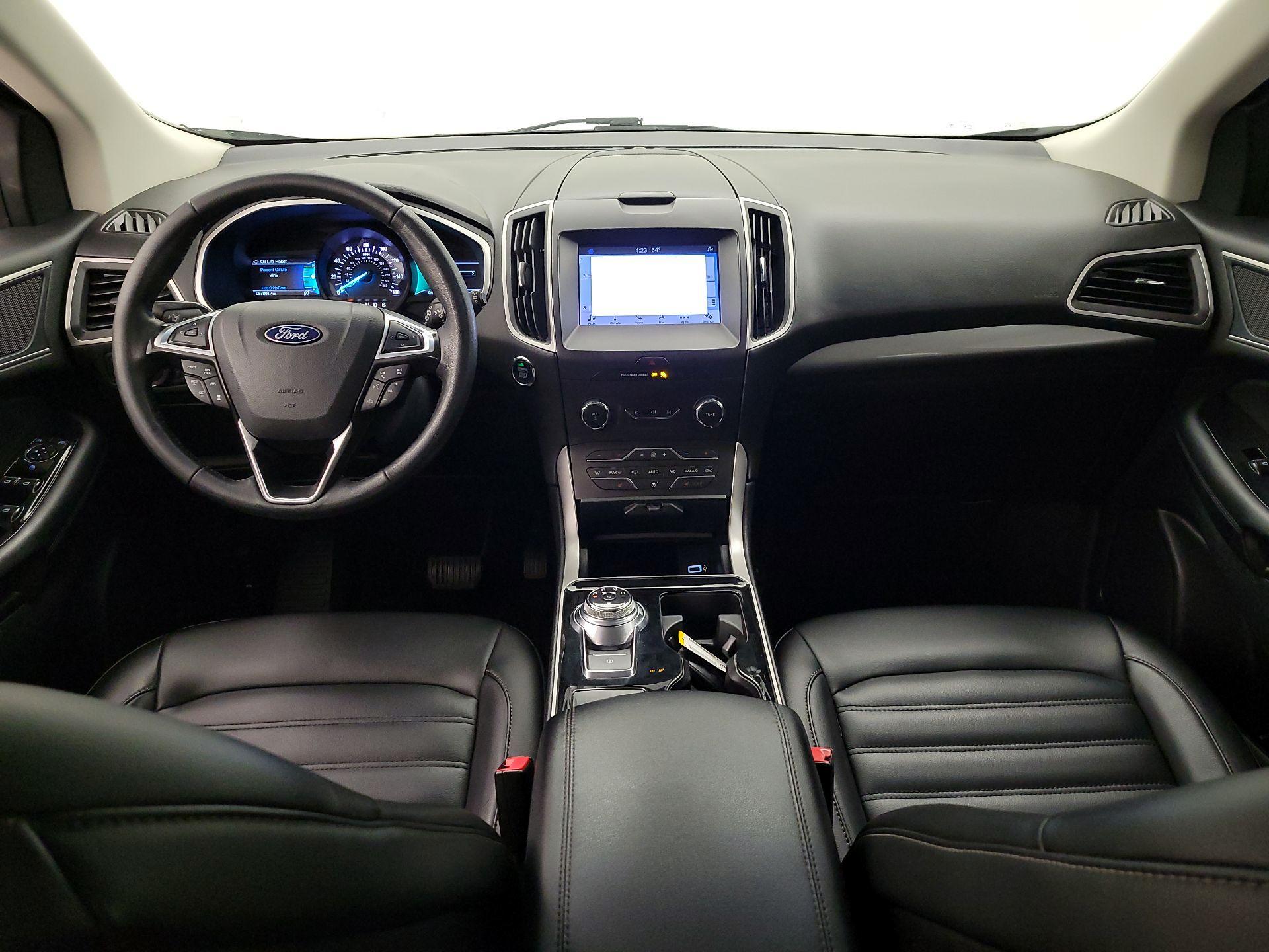 Thumbnail: 2019 Ford Edge - 9