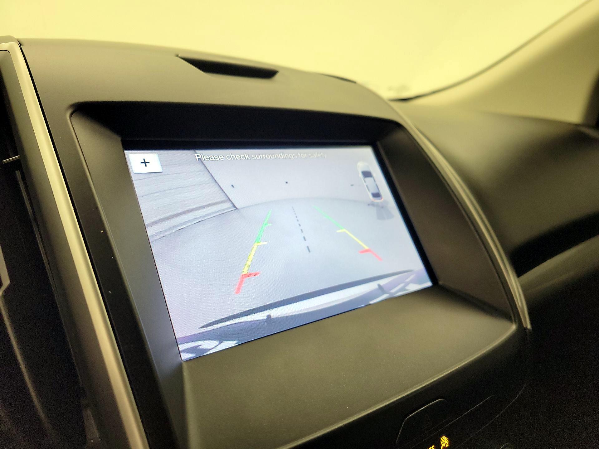 Thumbnail: 2019 Ford Edge - 15