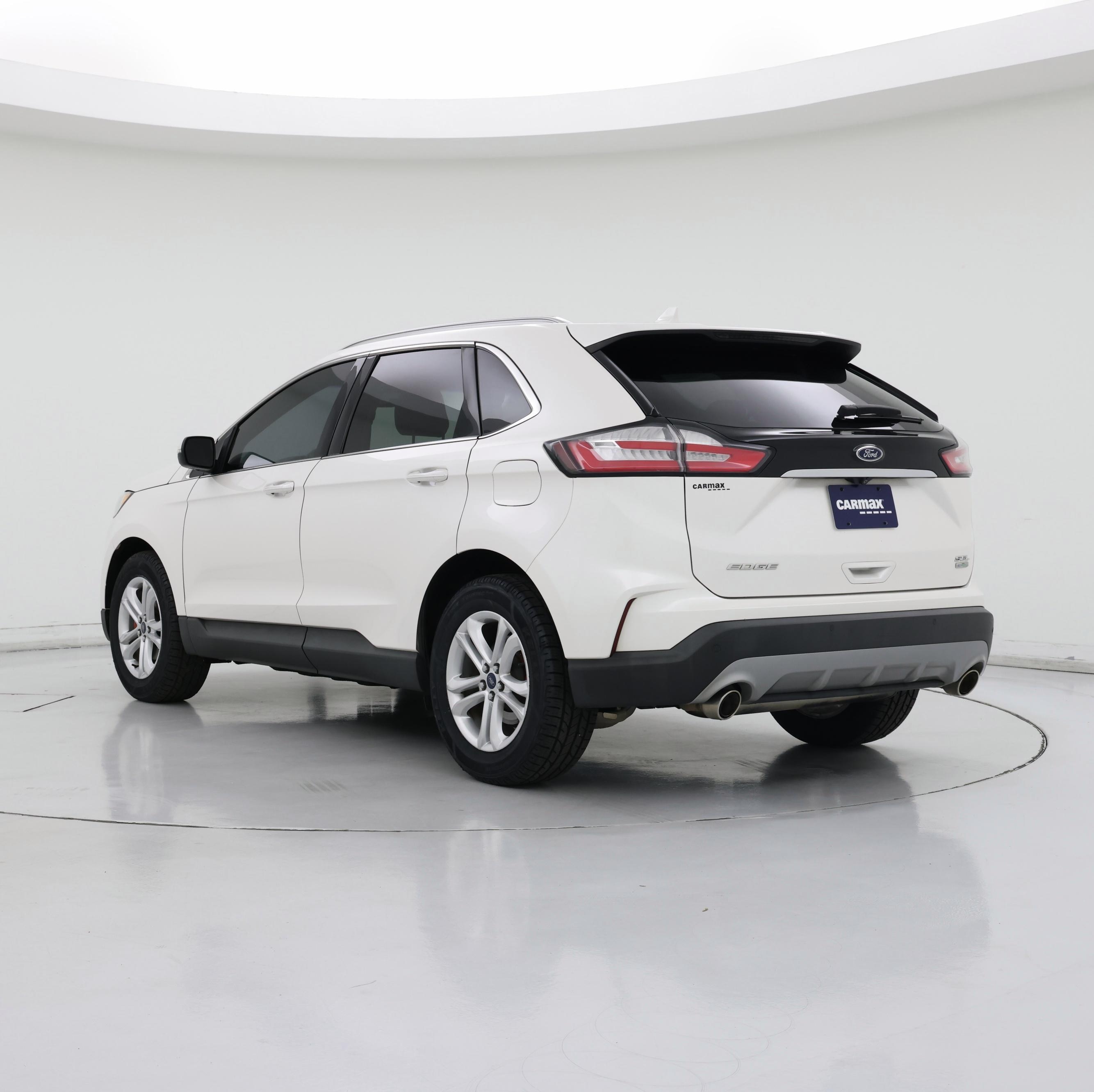 Thumbnail: 2019 Ford Edge - 2