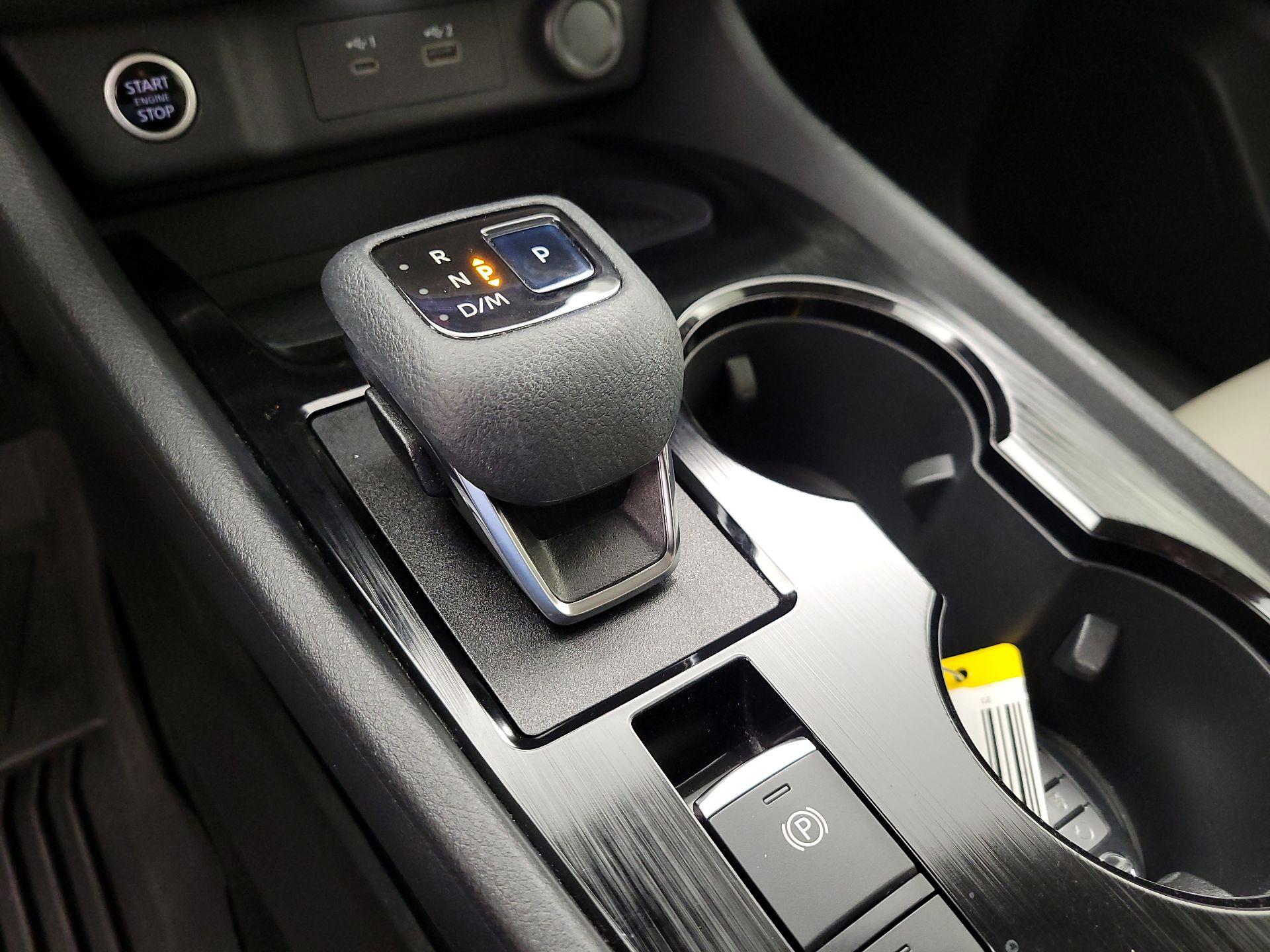 Thumbnail: 2021 Nissan Rogue - 17