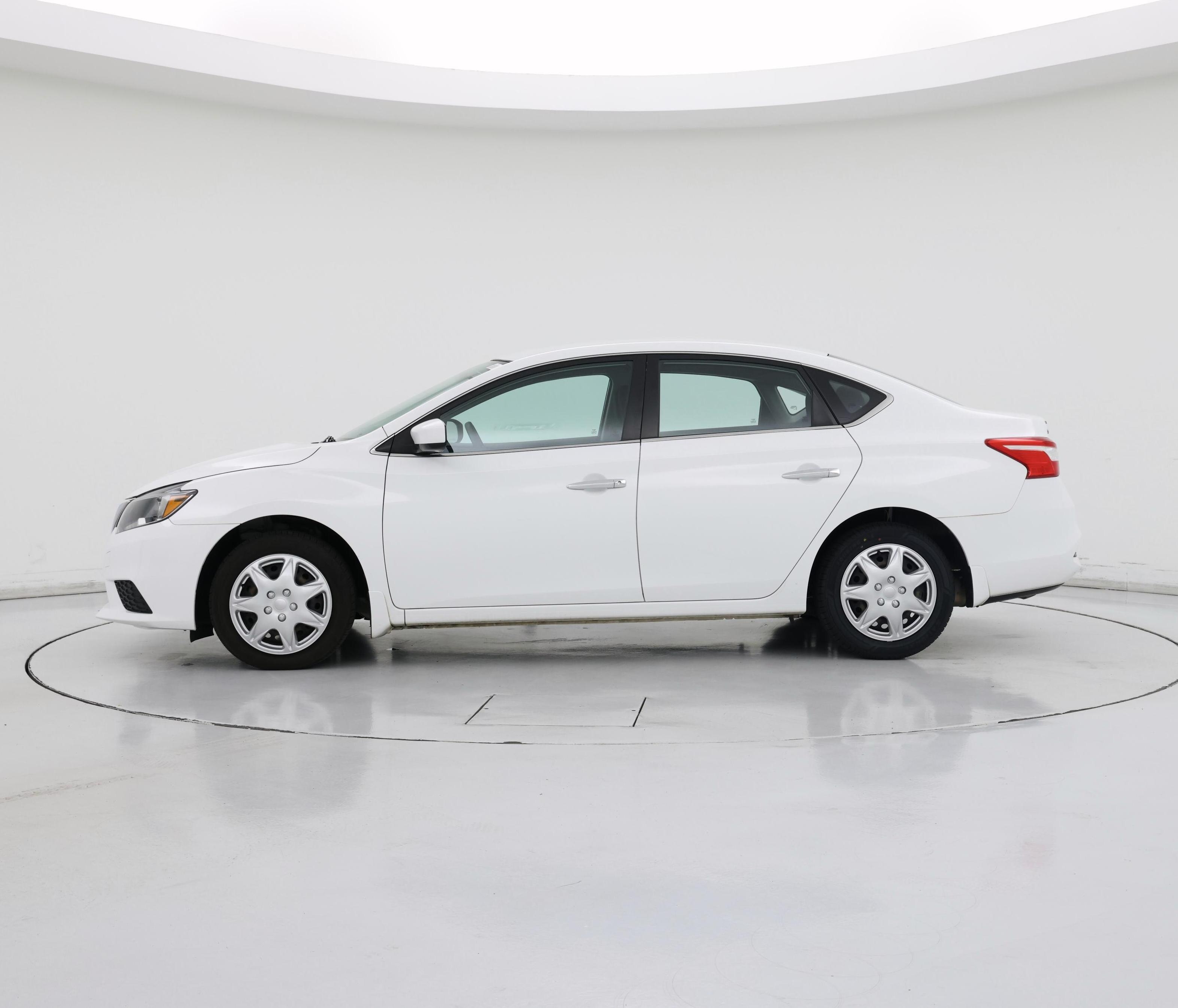 Thumbnail: 2019 Nissan Sentra - 3