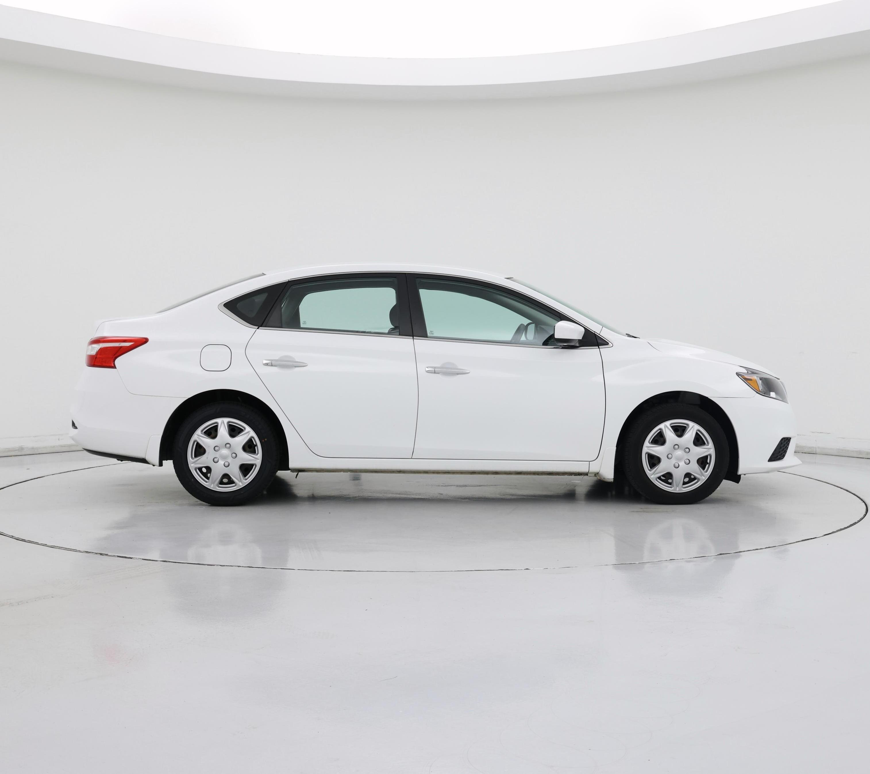 Thumbnail: 2019 Nissan Sentra - 7