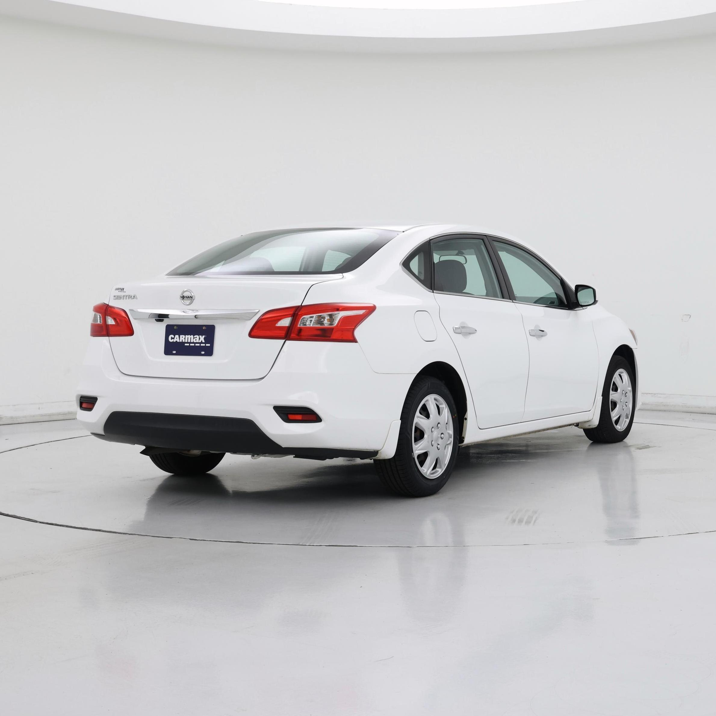 Thumbnail: 2019 Nissan Sentra - 8