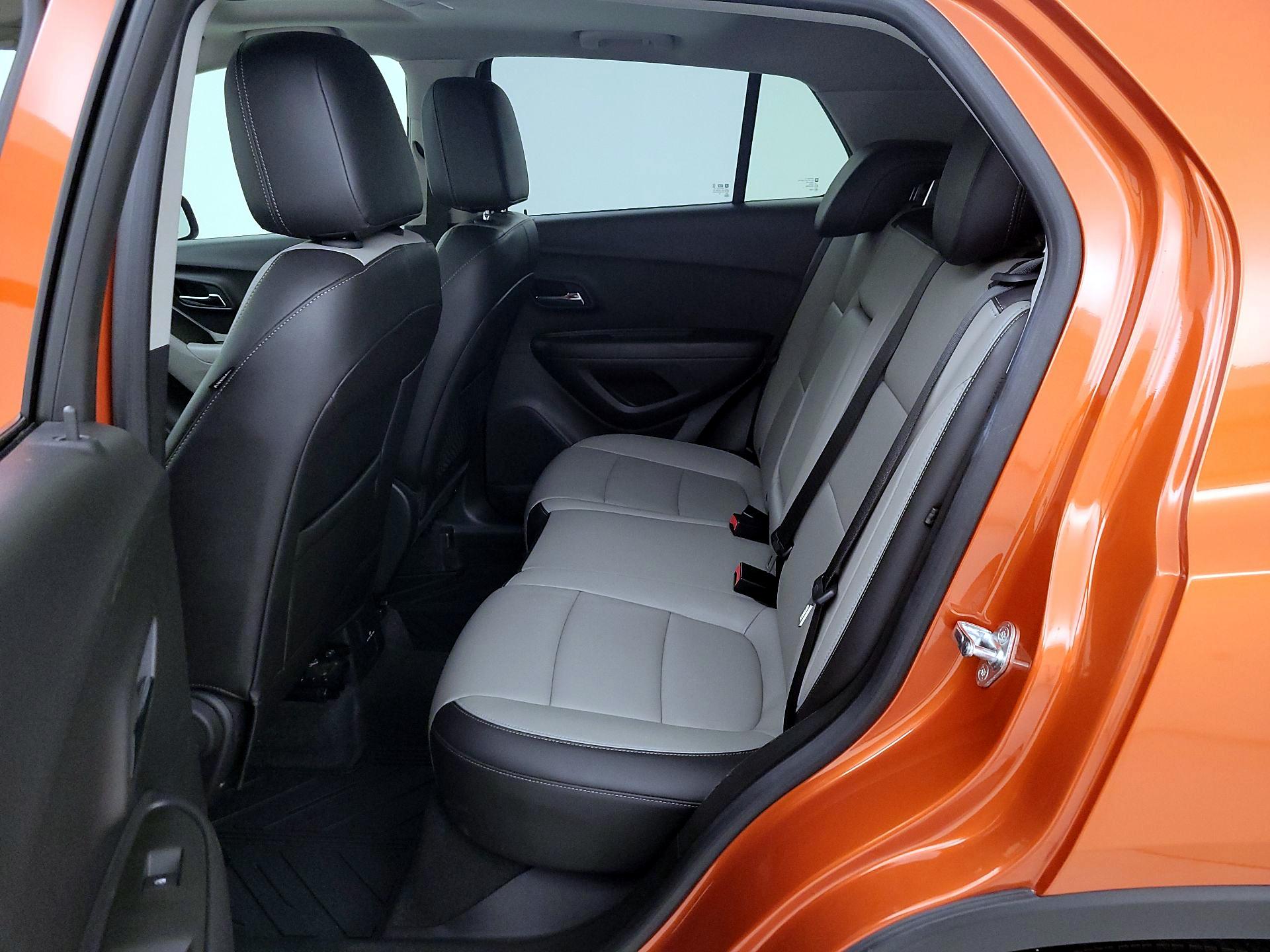 Thumbnail: 2015 Chevrolet Trax - 20