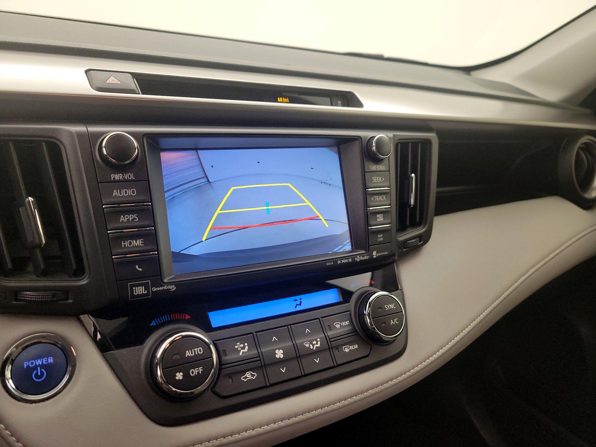 Thumbnail: 2016 Toyota RAV4 - 14