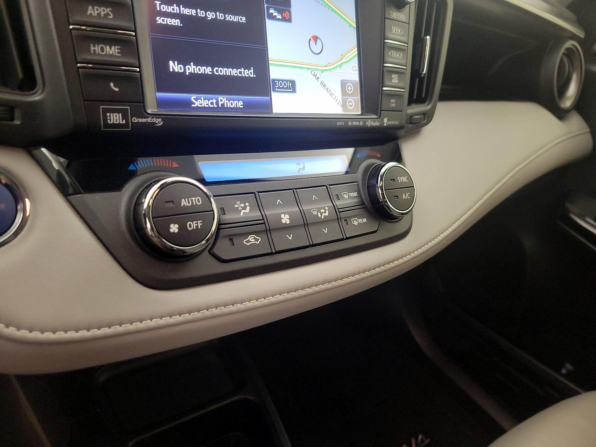 Thumbnail: 2016 Toyota RAV4 - 16