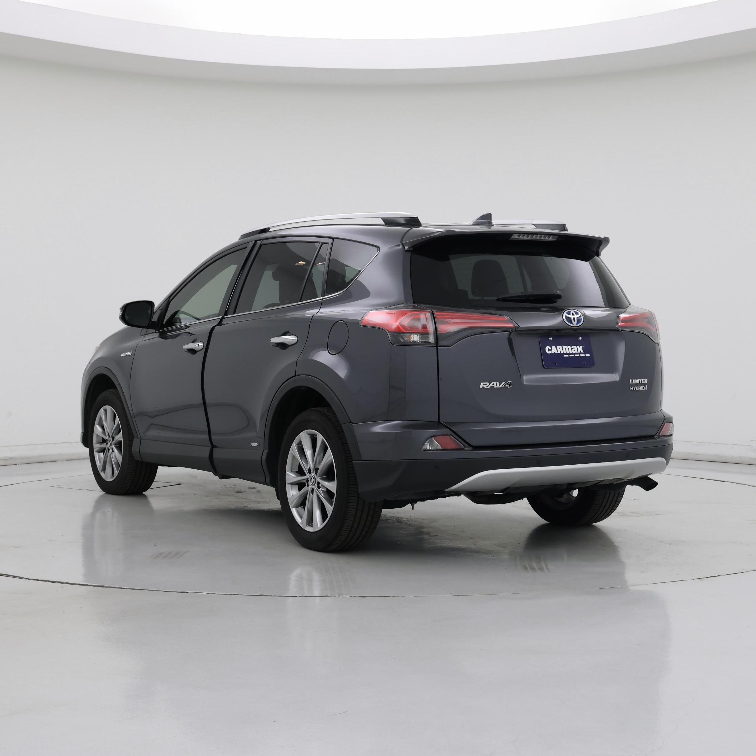 Thumbnail: 2016 Toyota RAV4 - 2