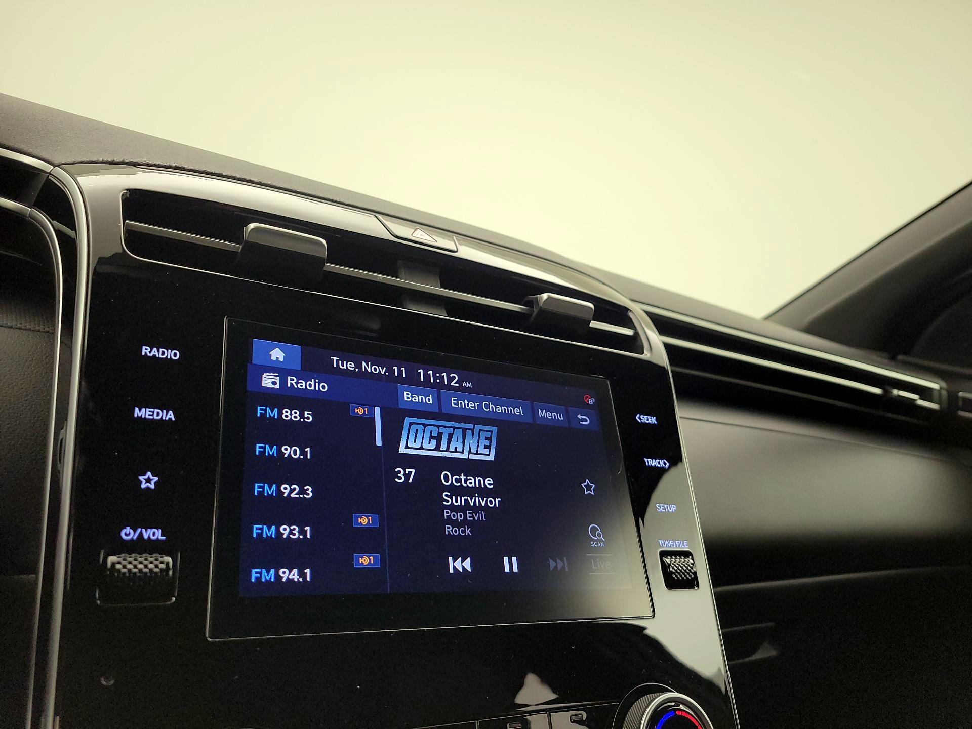 Thumbnail: 2023 Hyundai Santa Cruz - 15