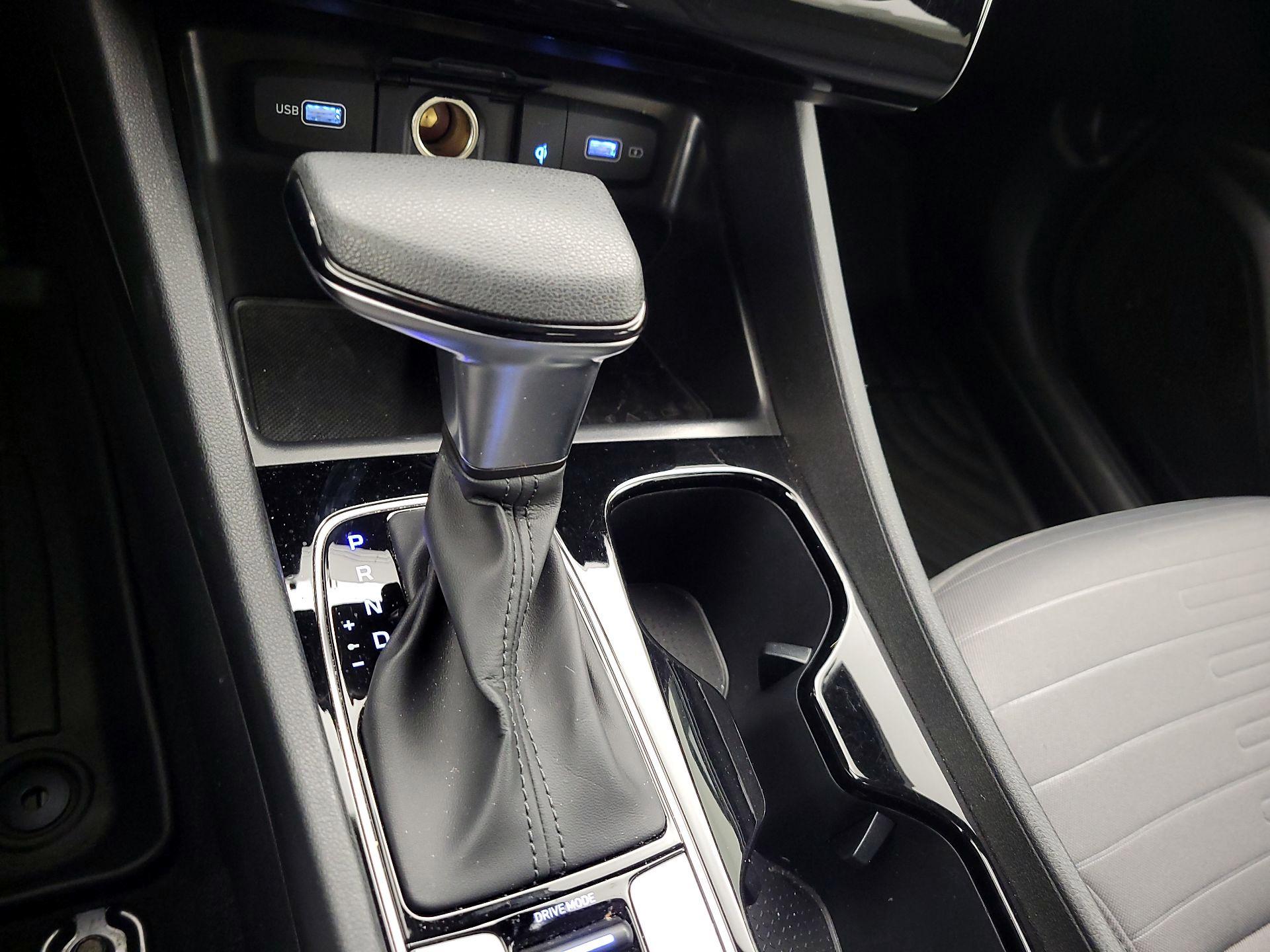 Thumbnail: 2023 Hyundai Santa Cruz - 17