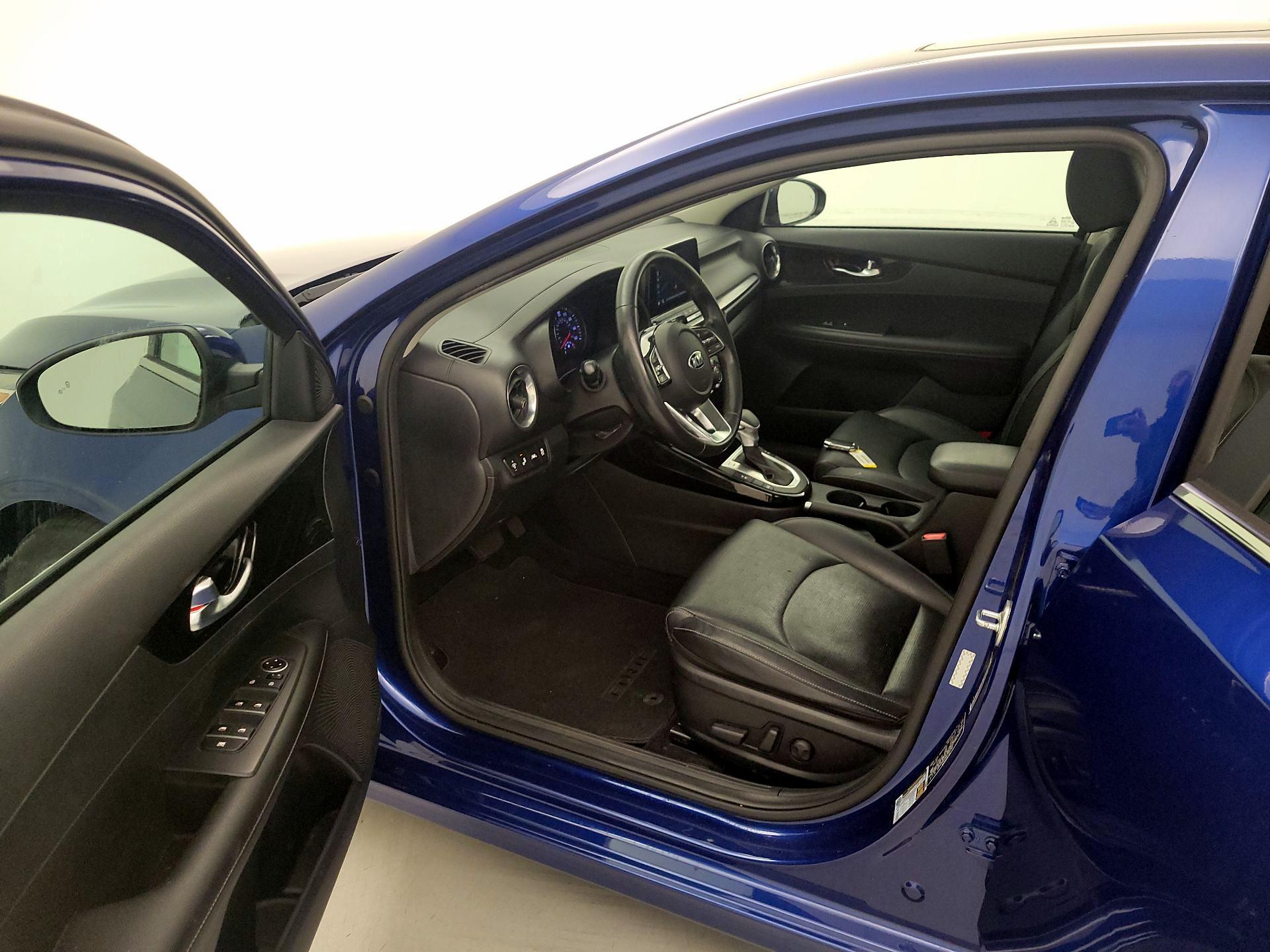 Thumbnail: 2021 Kia Forte - 11