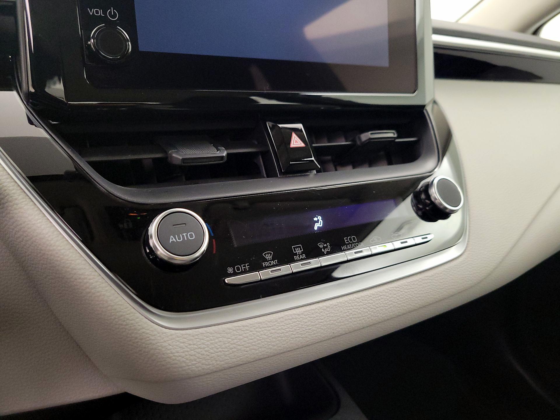 Thumbnail: 2025 Toyota Corolla - 17