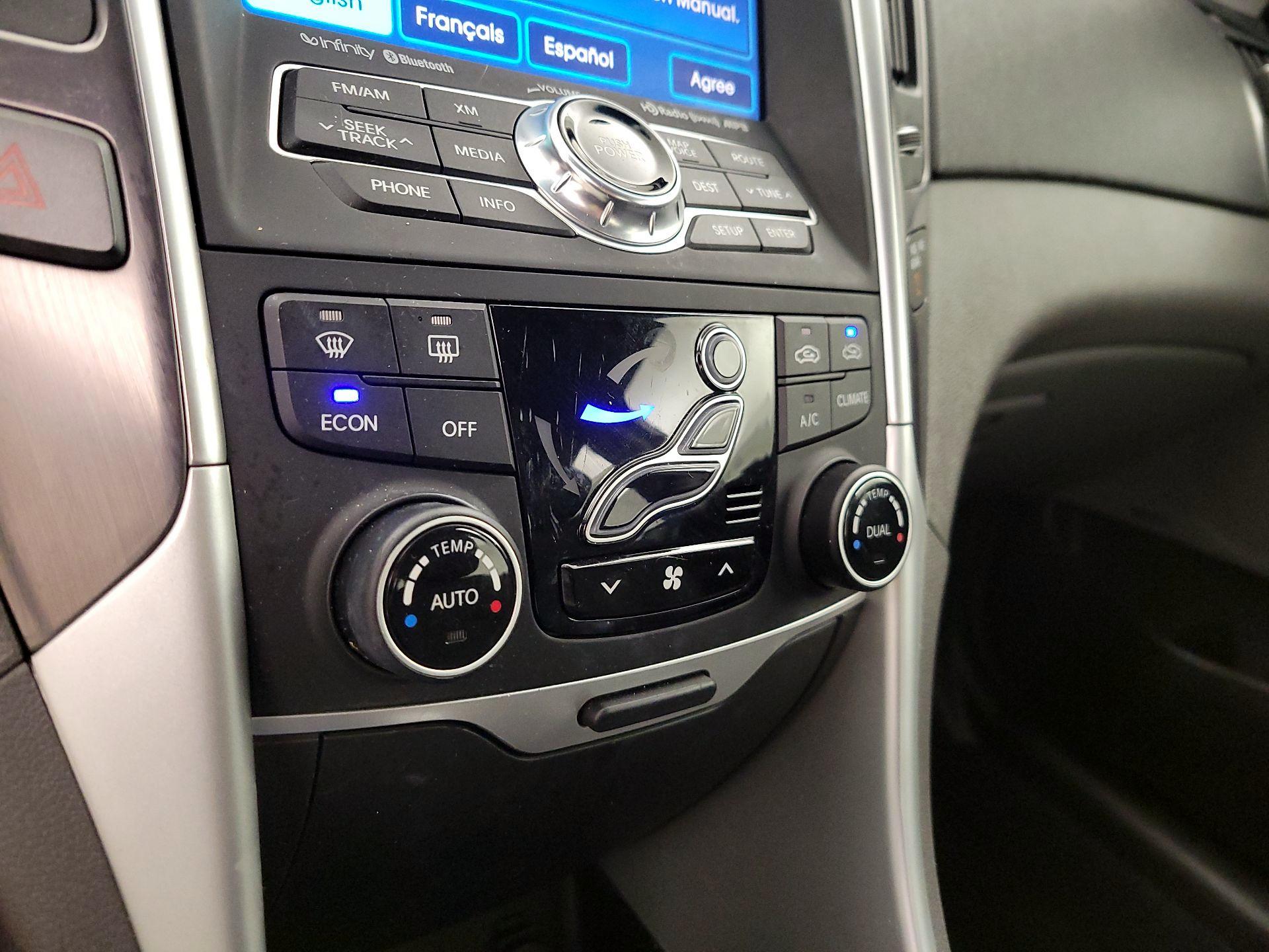 Thumbnail: 2015 Hyundai Sonata - 17