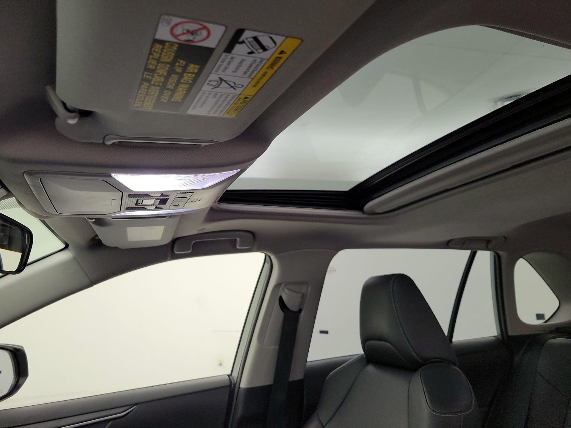 Thumbnail: 2023 Toyota RAV4 - 19