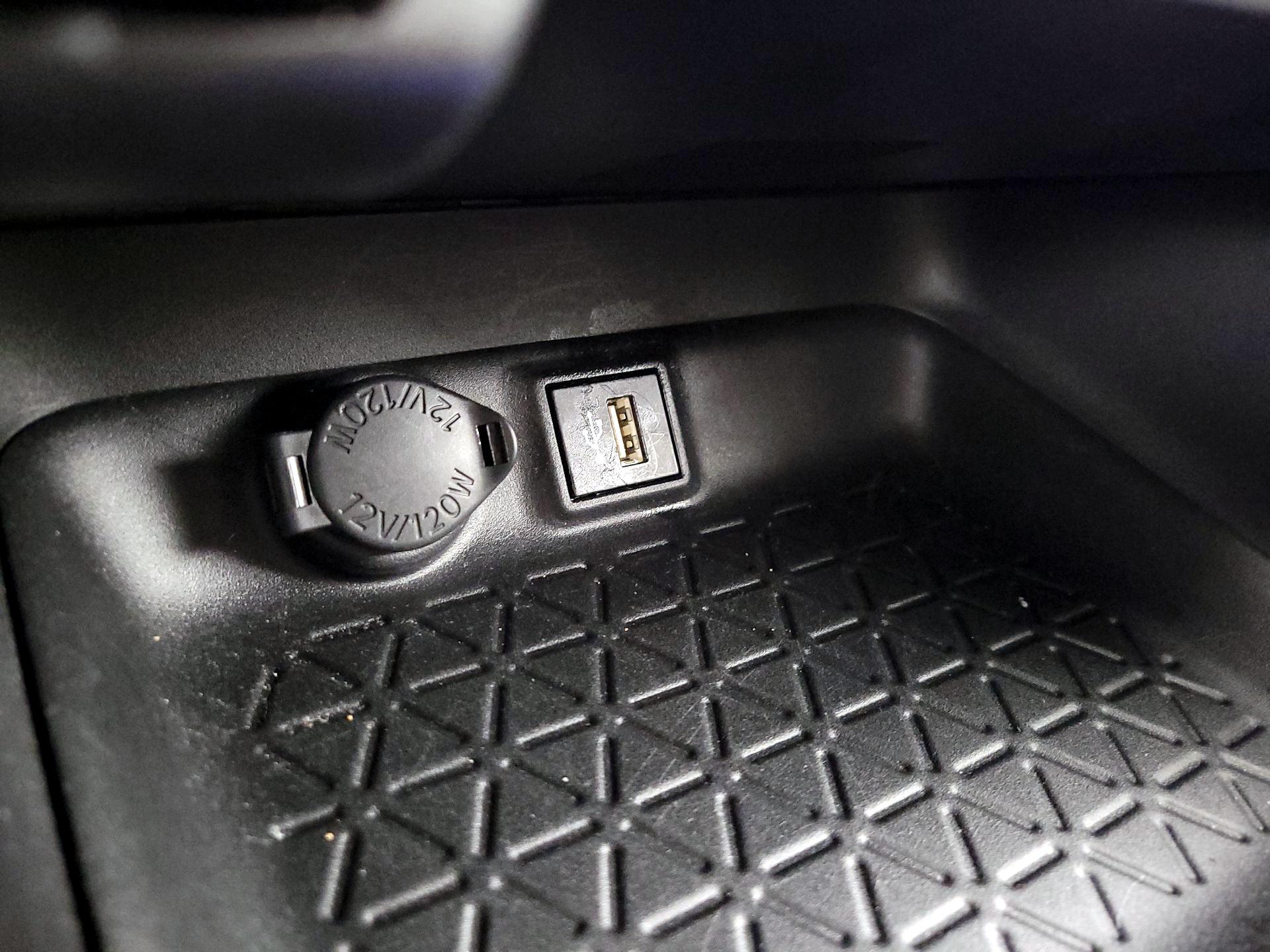 Thumbnail: 2024 Toyota RAV4 - 17