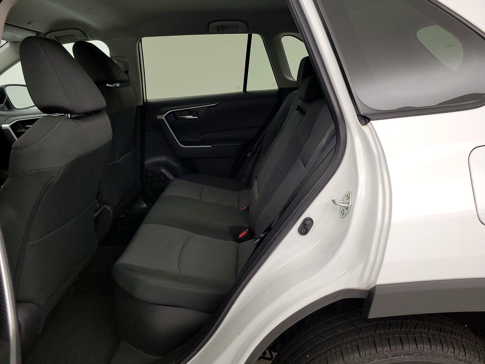 Thumbnail: 2024 Toyota RAV4 - 18