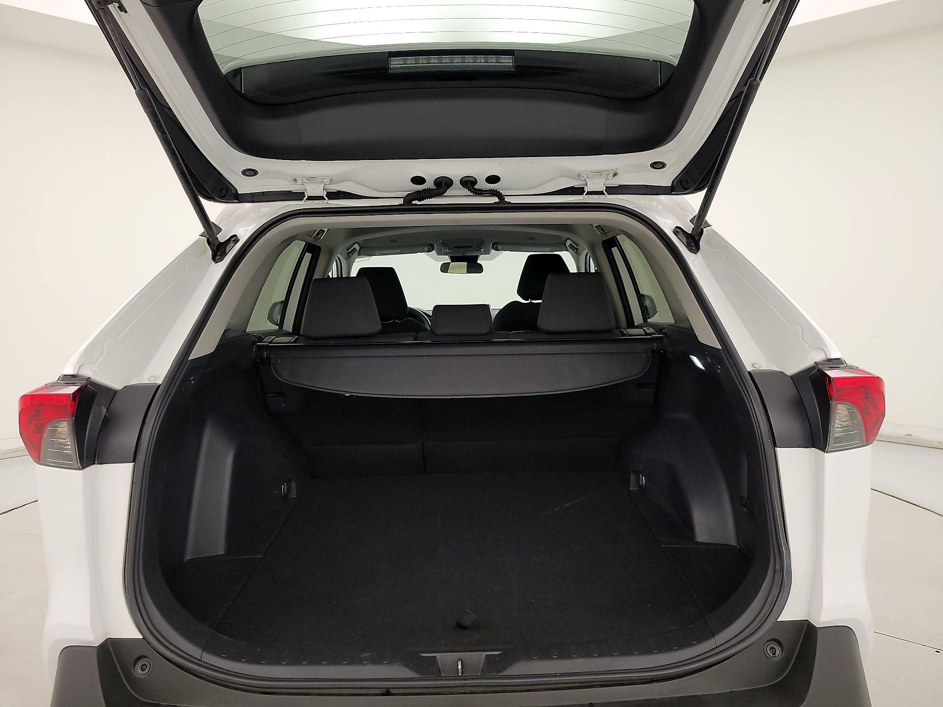 Thumbnail: 2024 Toyota RAV4 - 19