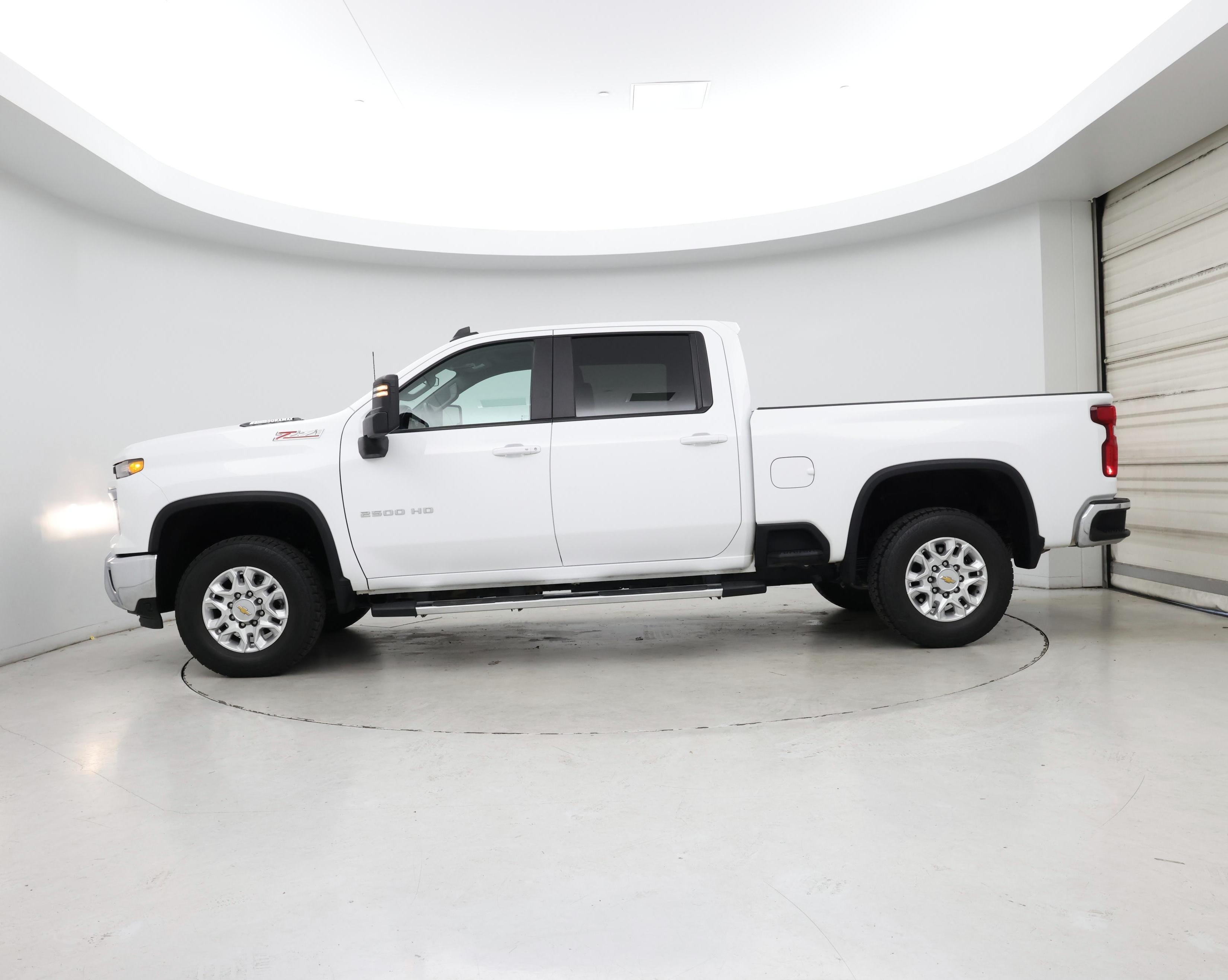 Thumbnail: 2024 Chevrolet Silverado 2500 - 3