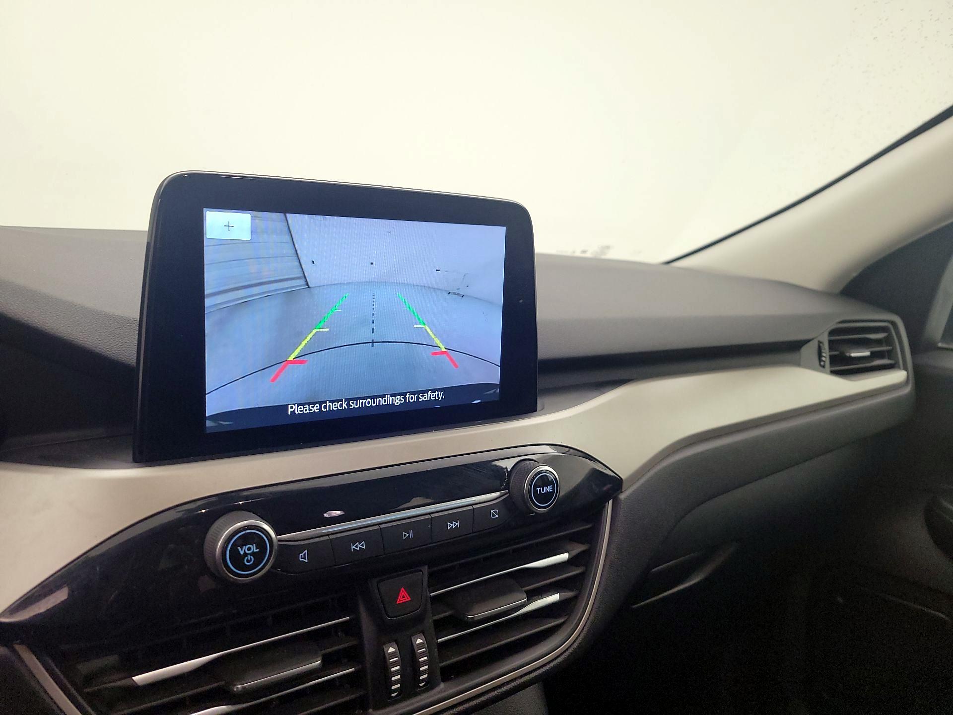 Thumbnail: 2021 Ford Escape - 14