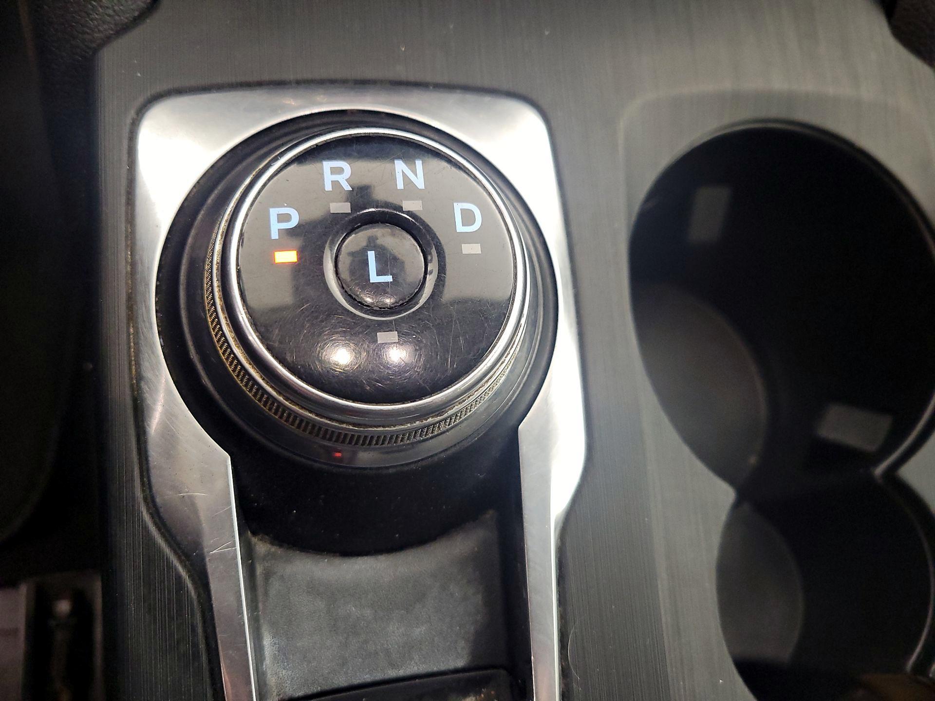 Thumbnail: 2021 Ford Escape - 17