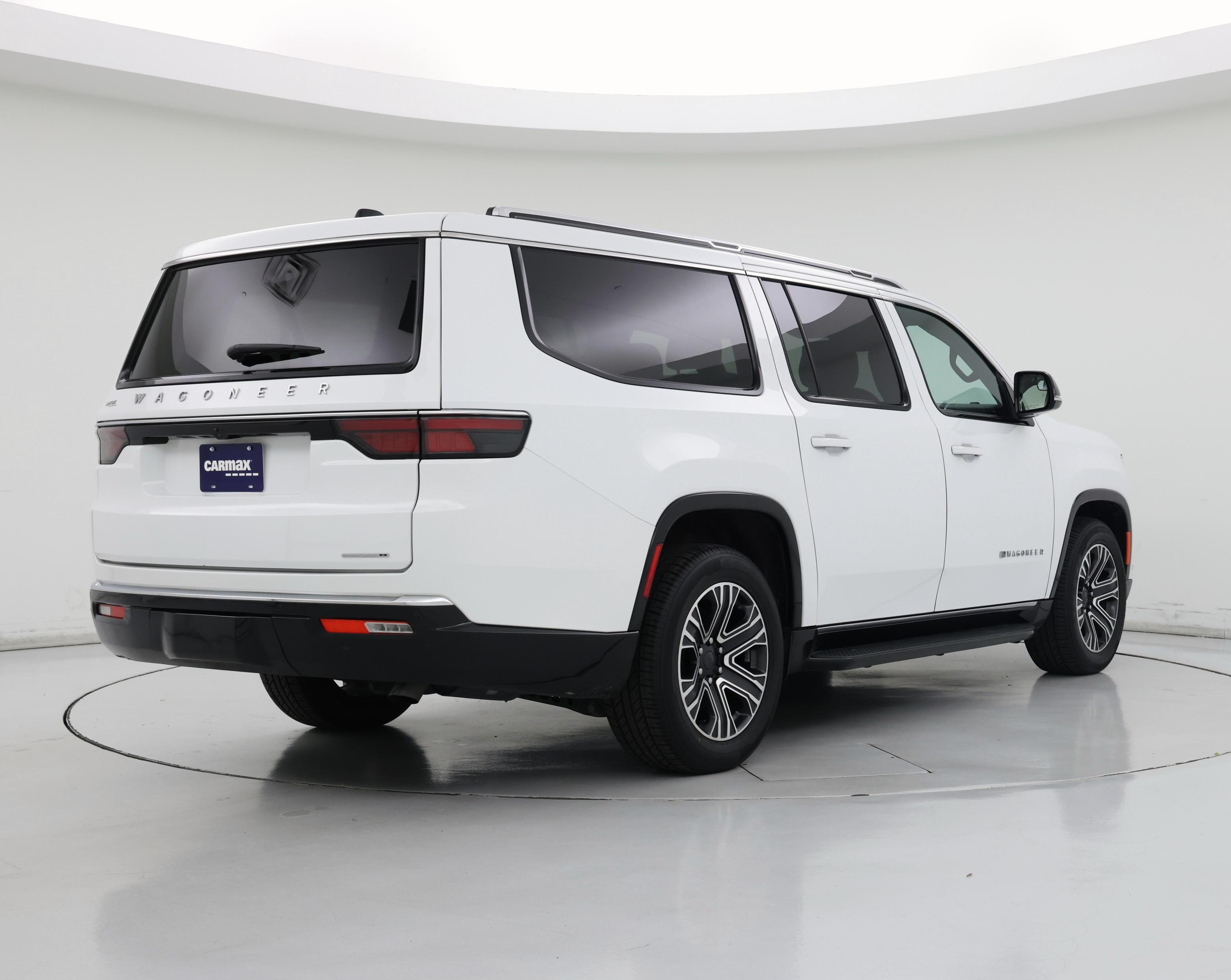 Thumbnail: 2024 Jeep Wagoneer - 8