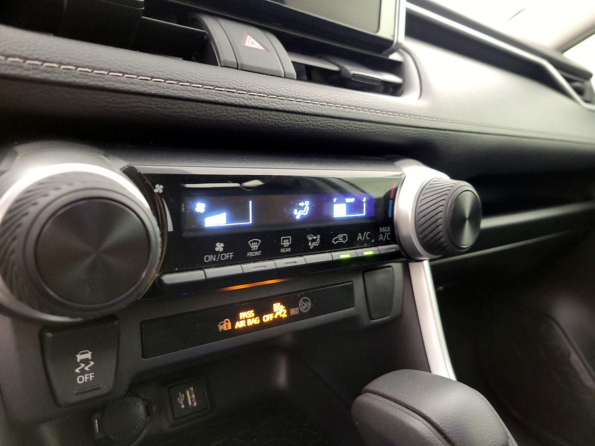 Thumbnail: 2023 Toyota RAV4 - 16