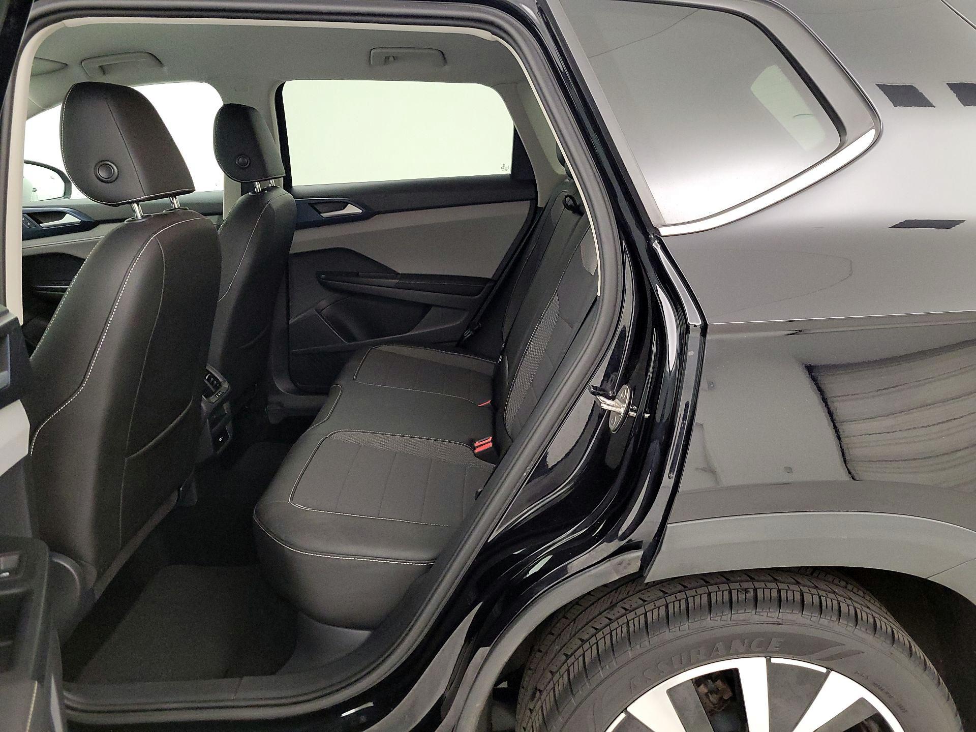 Thumbnail: 2024 Volkswagen Taos - 18