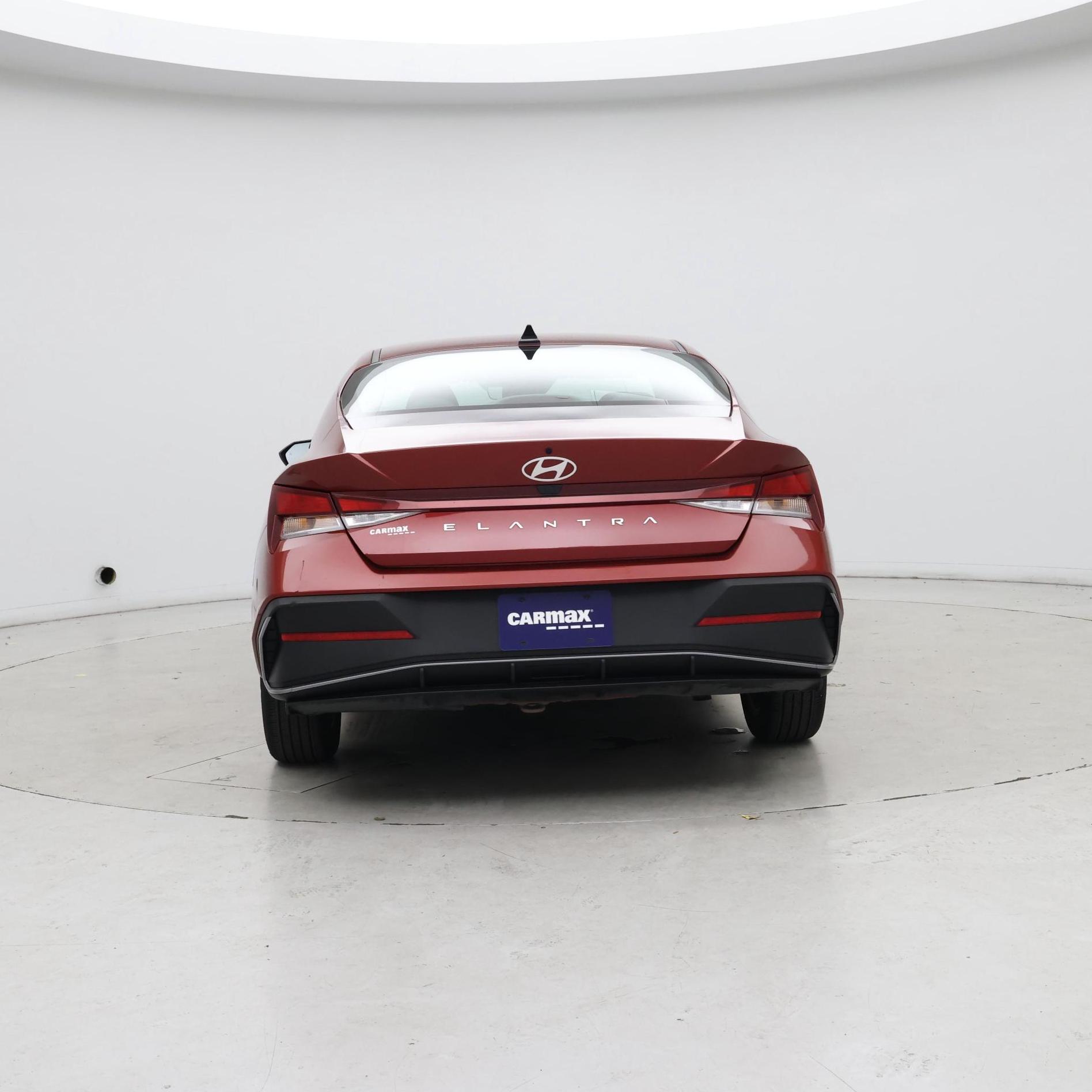 Thumbnail: 2024 Hyundai Elantra - 6