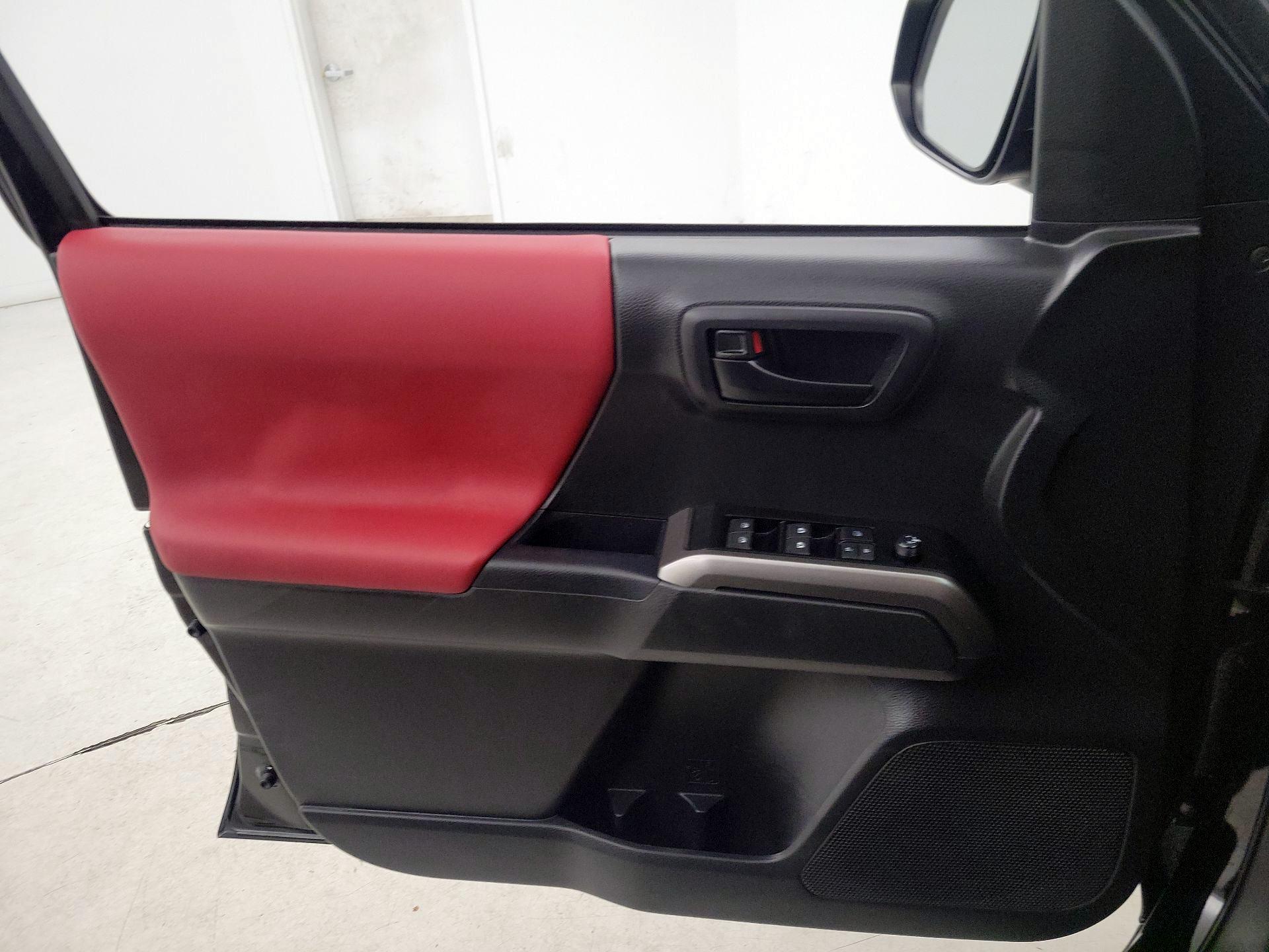 Thumbnail: 2023 Toyota Tacoma - 12