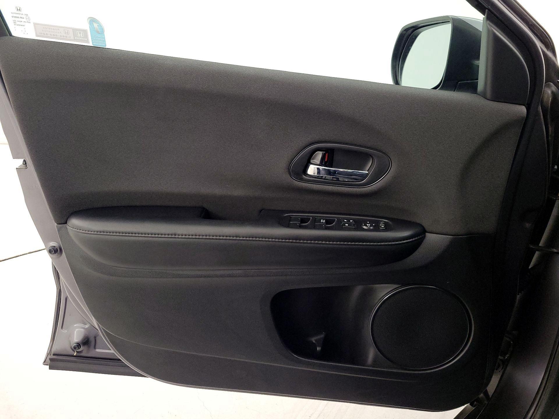 Thumbnail: 2020 Honda HR-V - 12