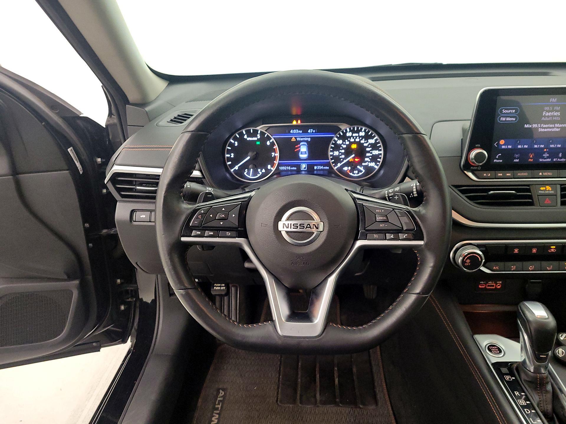 Thumbnail: 2019 Nissan Altima - 10