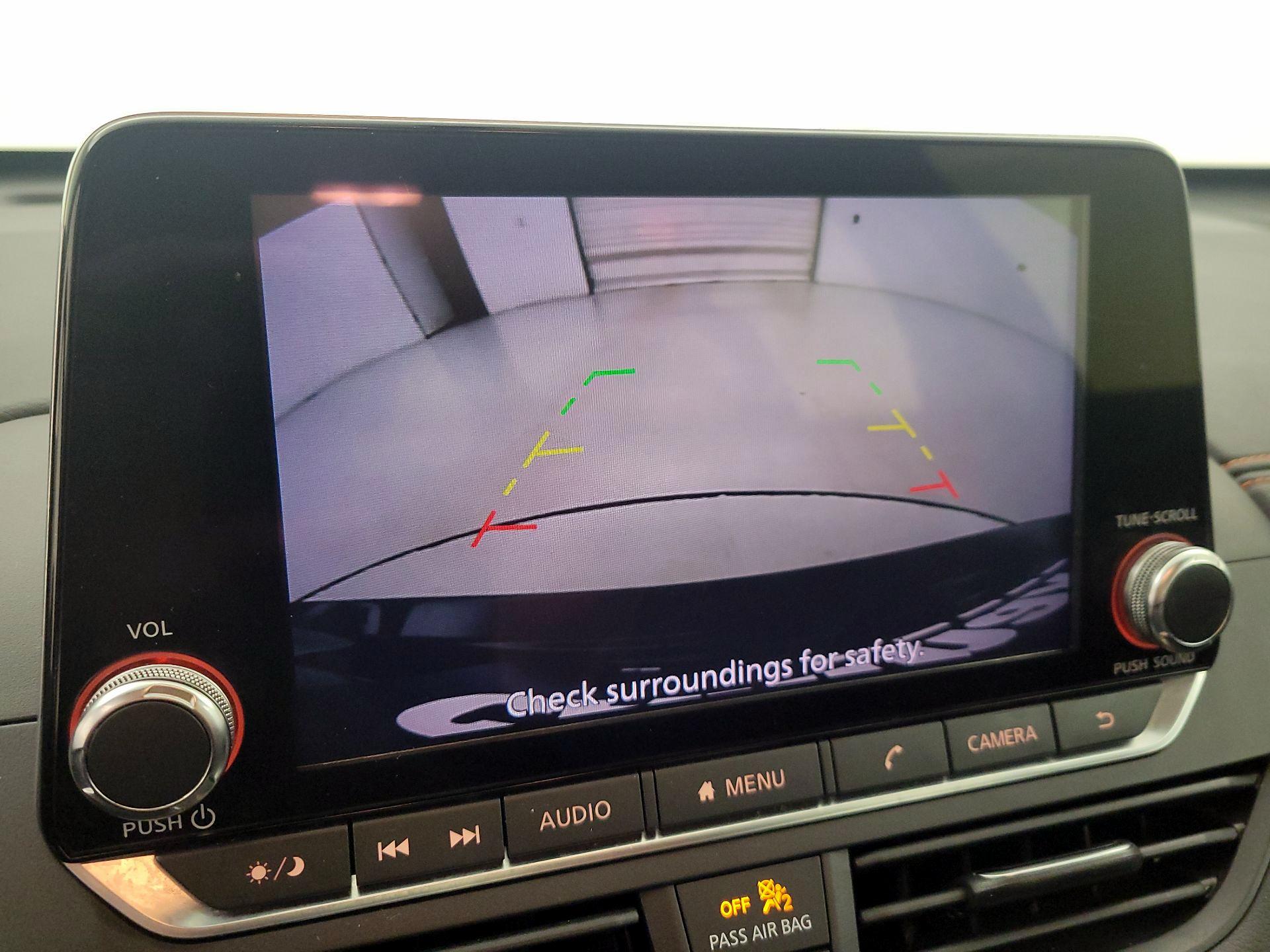 Thumbnail: 2019 Nissan Altima - 14