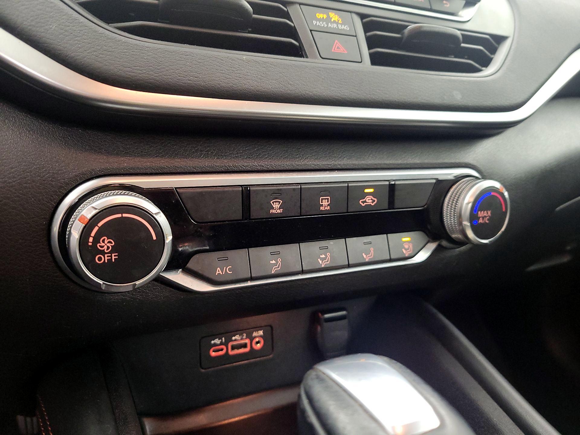 Thumbnail: 2019 Nissan Altima - 16