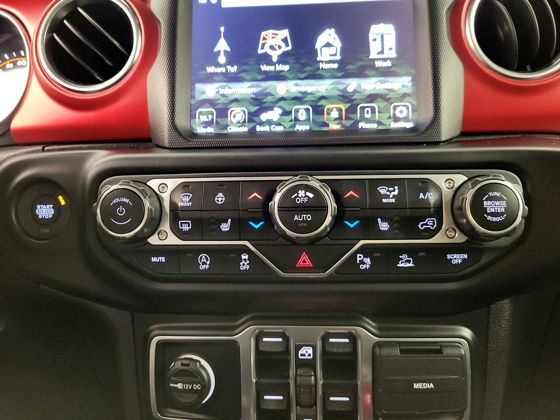 Thumbnail: 2023 Jeep Wrangler - 17