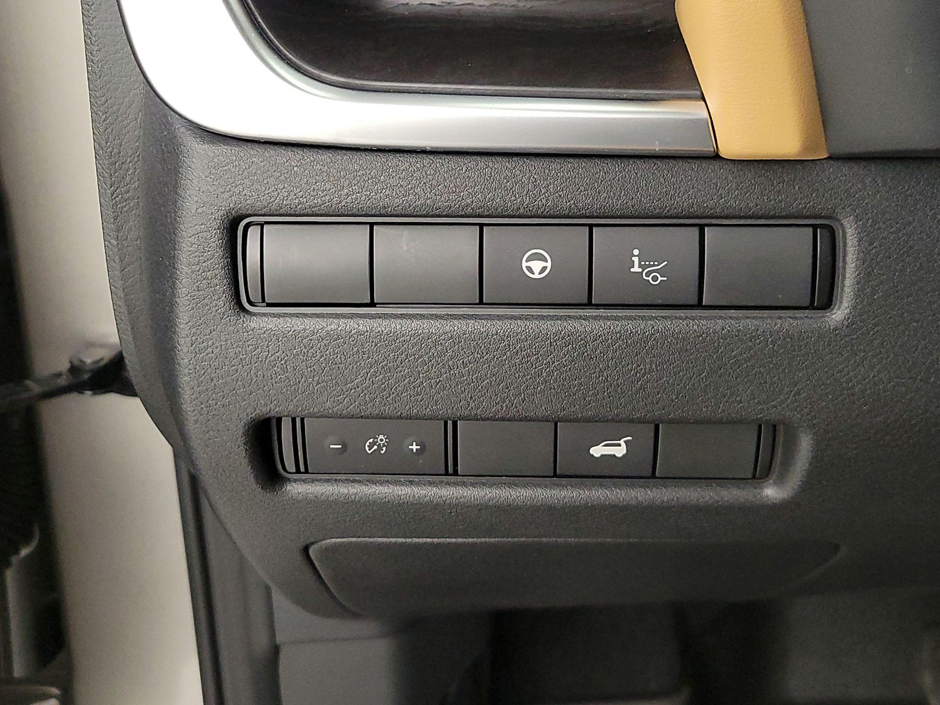 Thumbnail: 2022 Nissan Rogue - 13