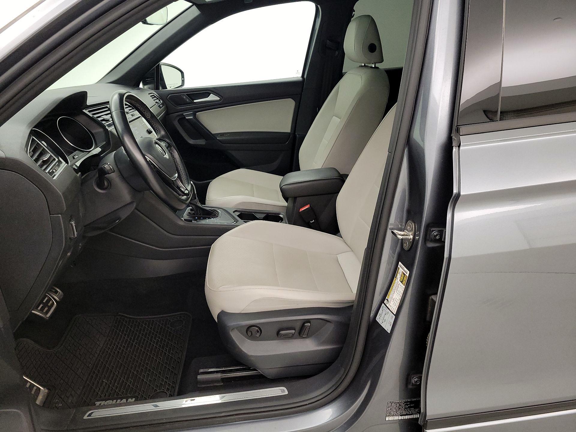 Thumbnail: 2021 Volkswagen Tiguan - 11