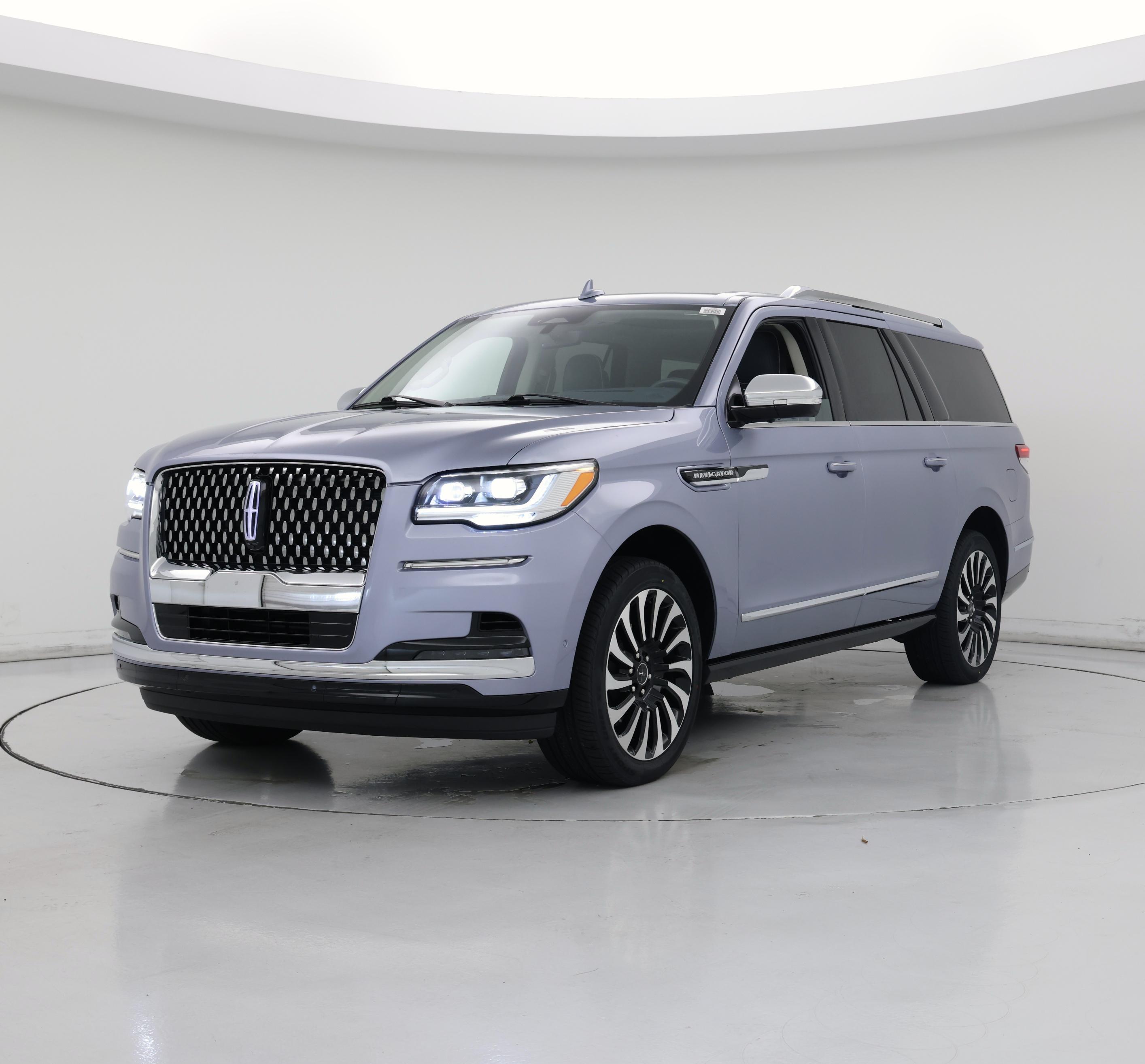 Thumbnail: 2022 Lincoln Navigator L - 4