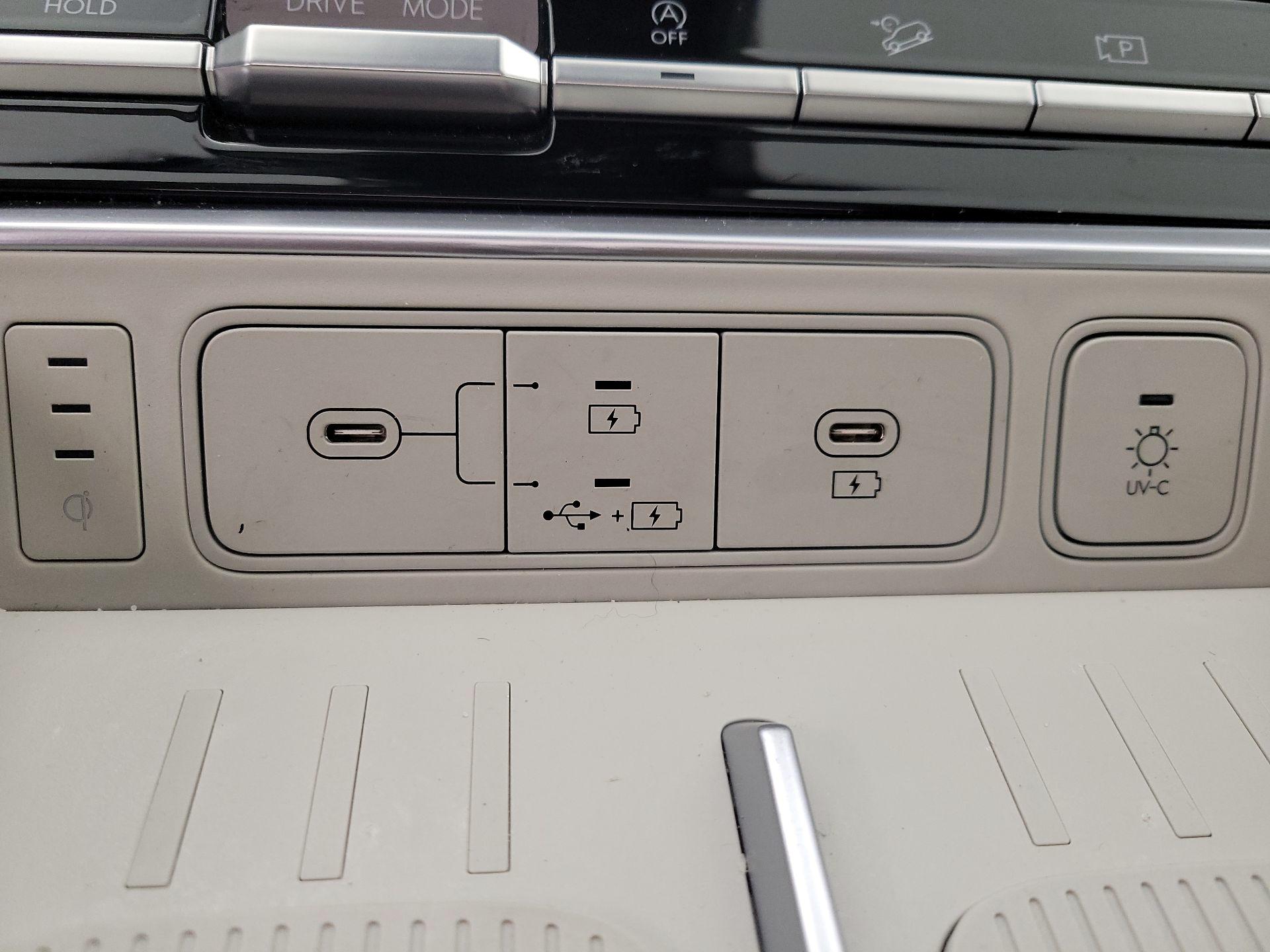 Thumbnail: 2024 Hyundai Santa Fe - 19