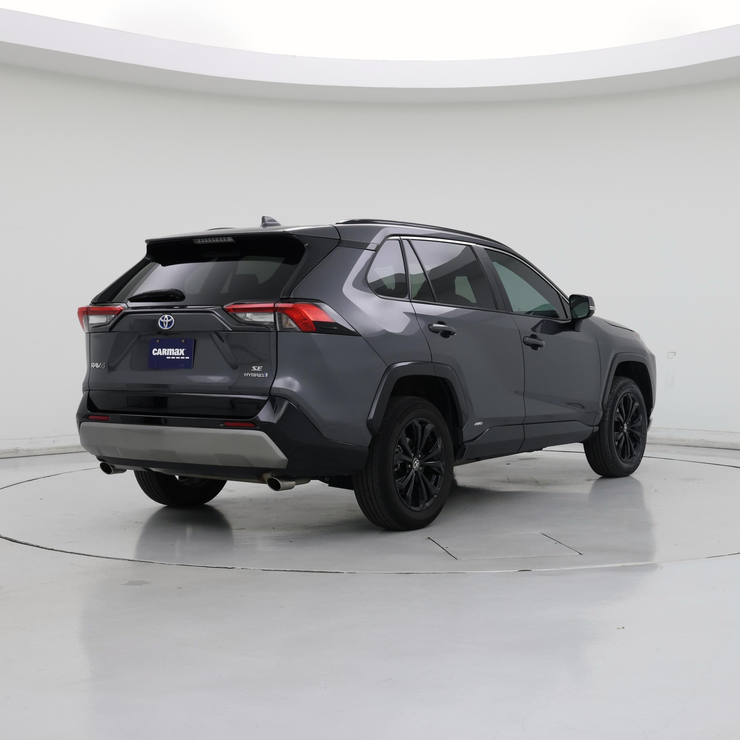 Thumbnail: 2022 Toyota RAV4 - 8