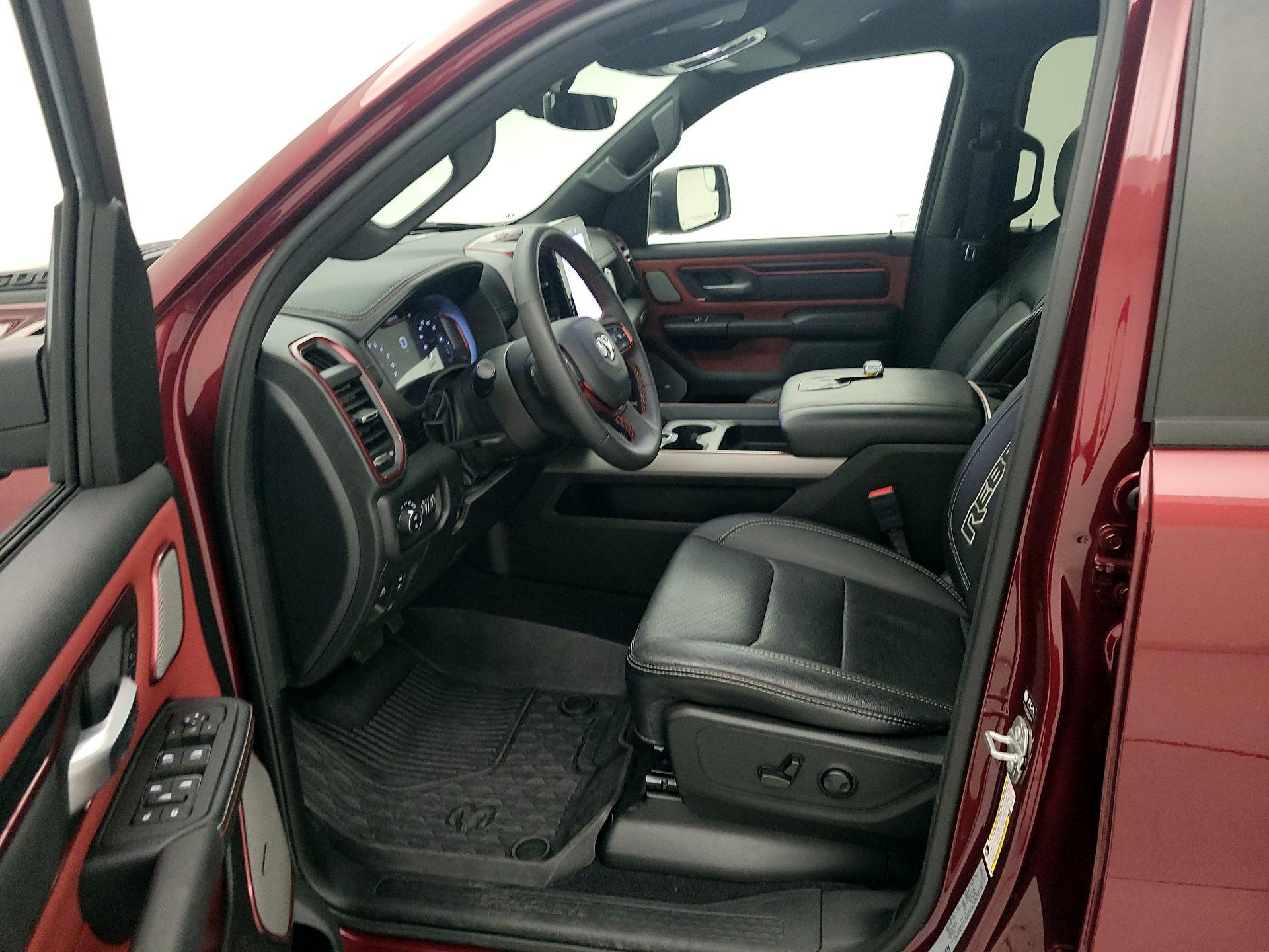 Thumbnail: 2025 RAM 1500 - 11