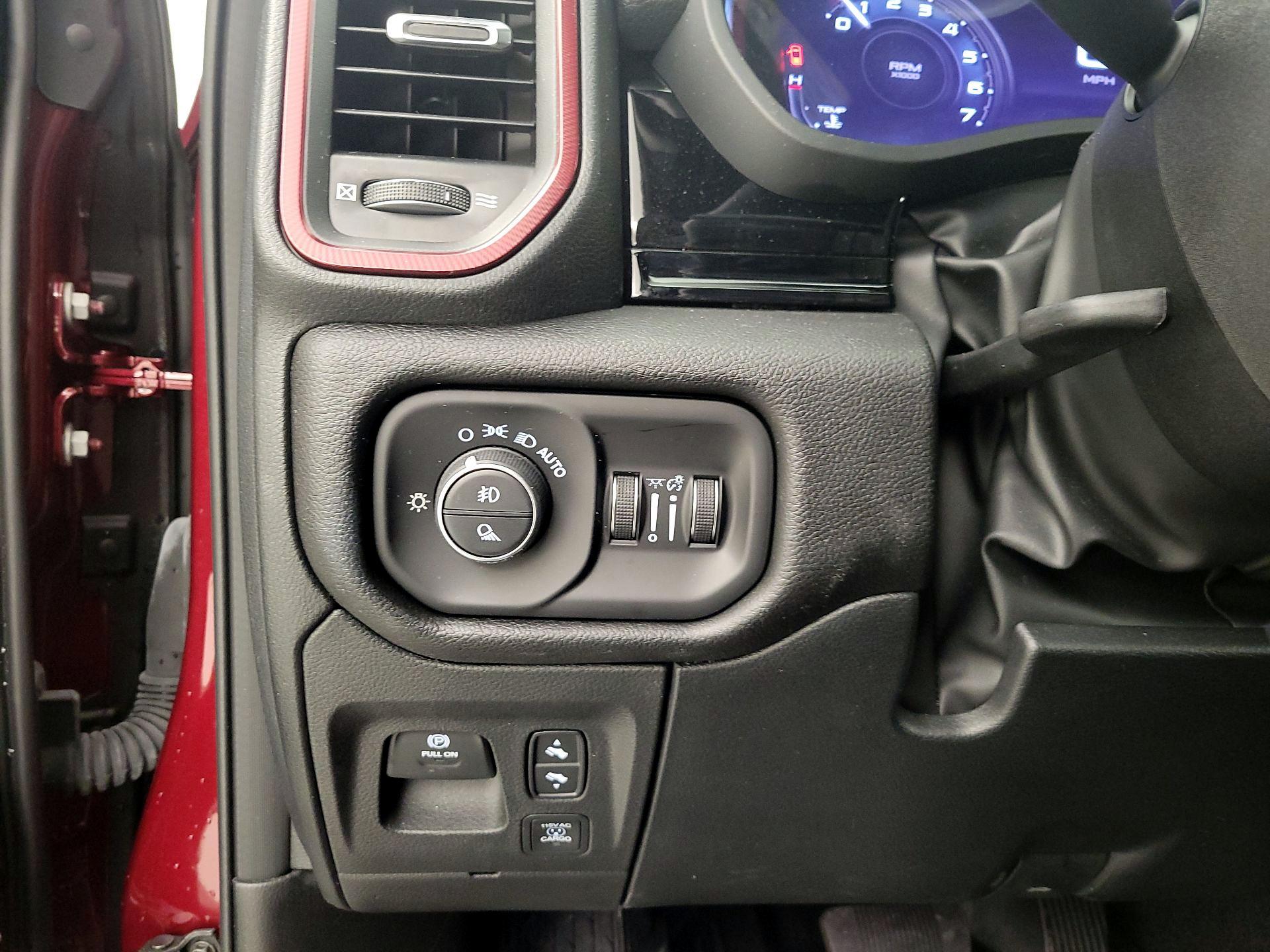 Thumbnail: 2025 RAM 1500 - 13